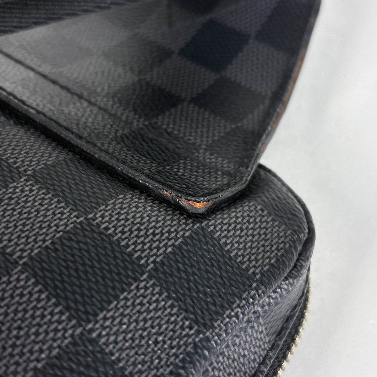 Louis Vuitton Damier Graphite Black Noir Damier Graphite Shoulder Bag Sling Bag (Pre-Owned)