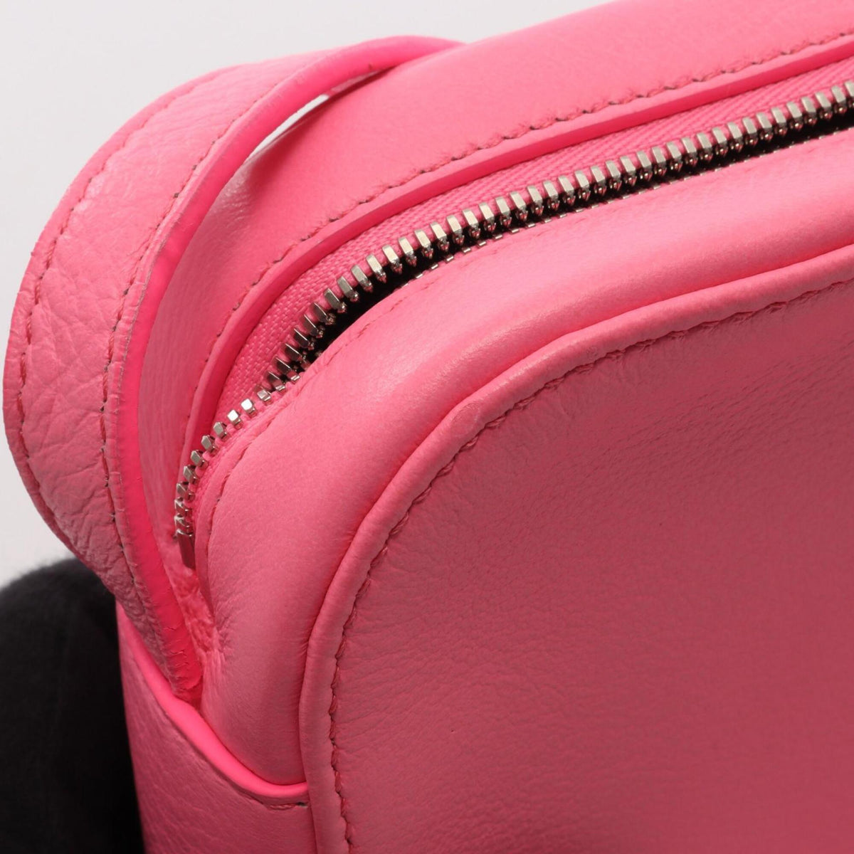 Balenciaga Pink Leather Handbag Shoulder Bag (Pre-Owned)