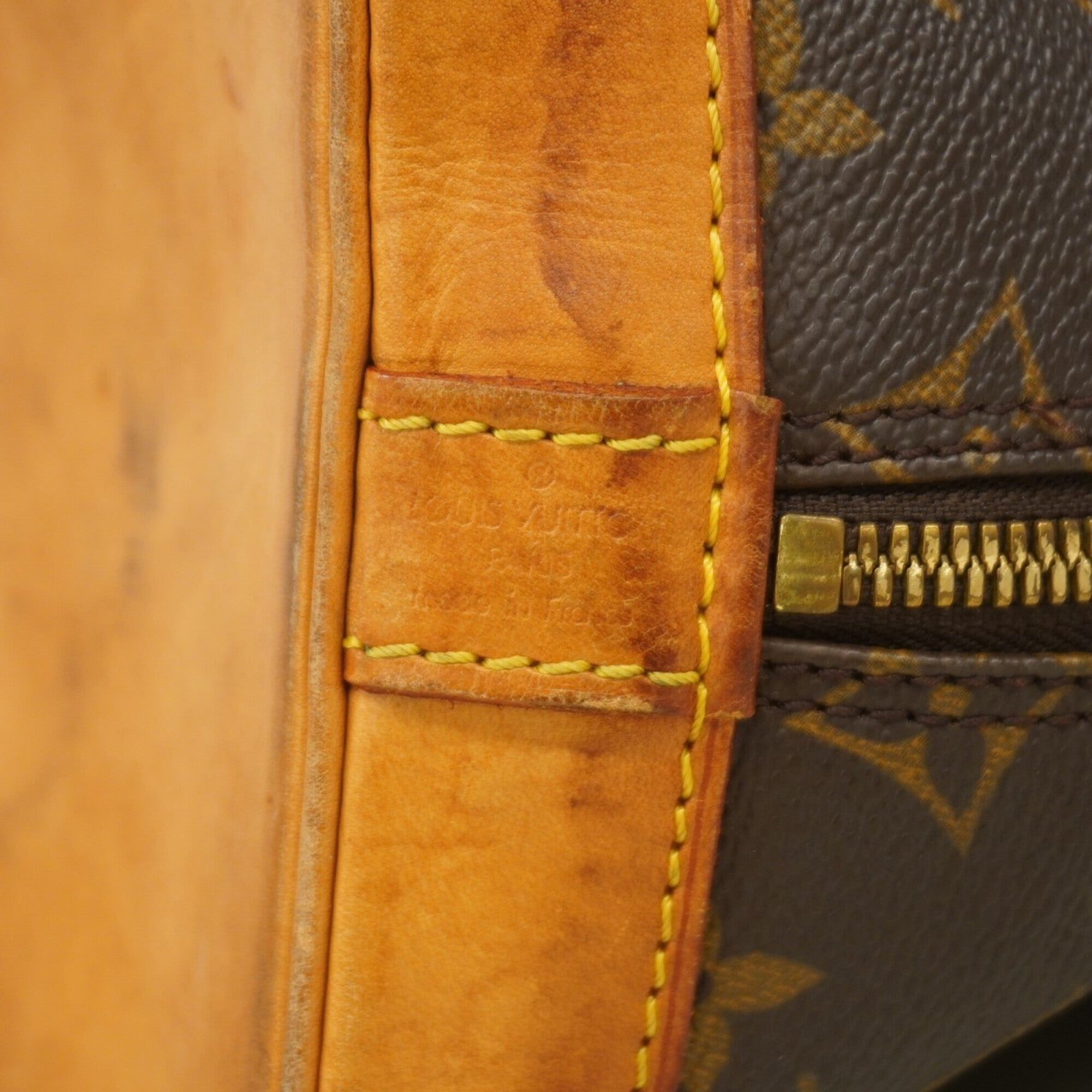 Louis Vuitton Brown Handbag (Pre-Owned)