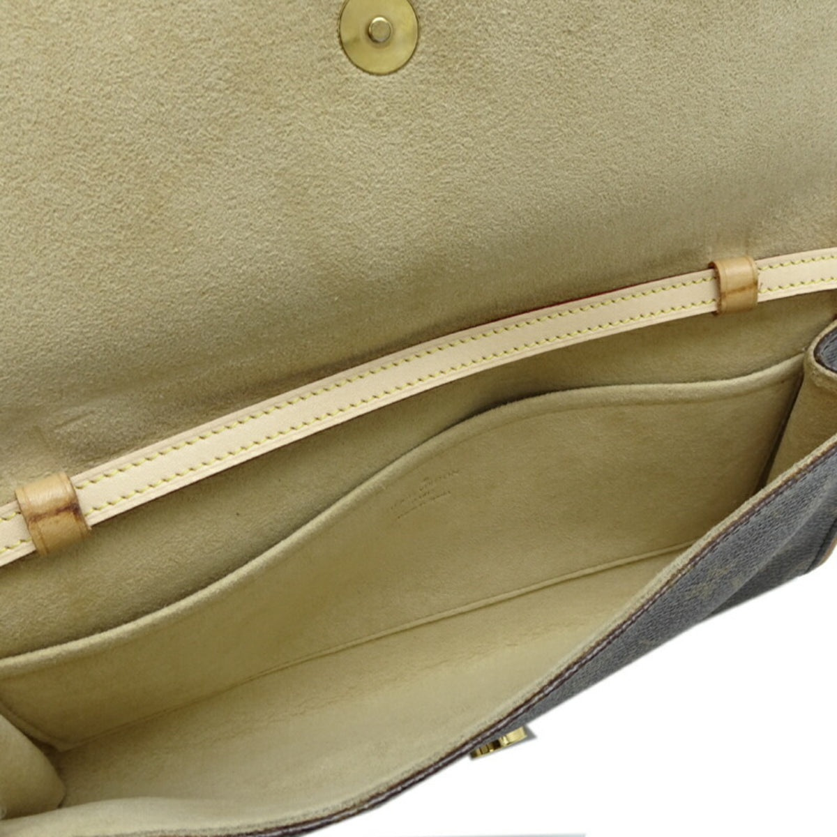 Louis Vuitton Brown Monogram Pochette Shoulder Bag (Pre-Owned)