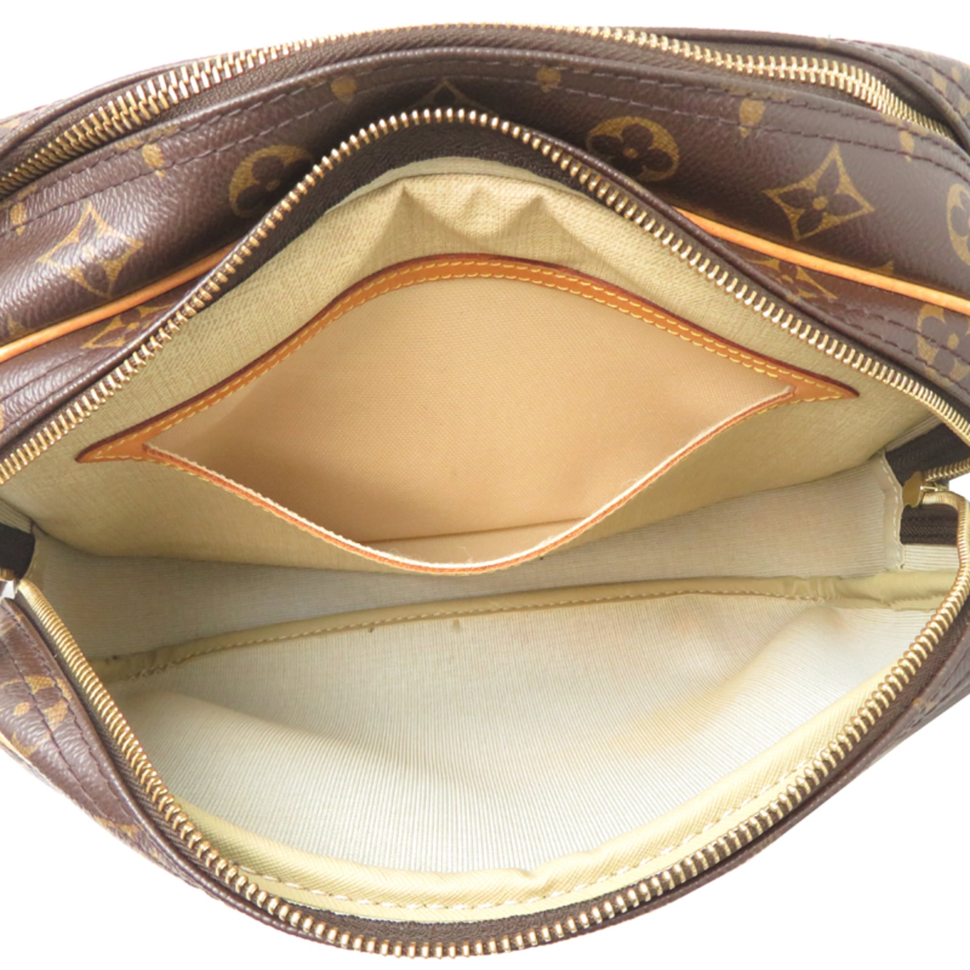 Louis Vuitton Brown Monogram Shoulder Bag (Pre-Owned)
