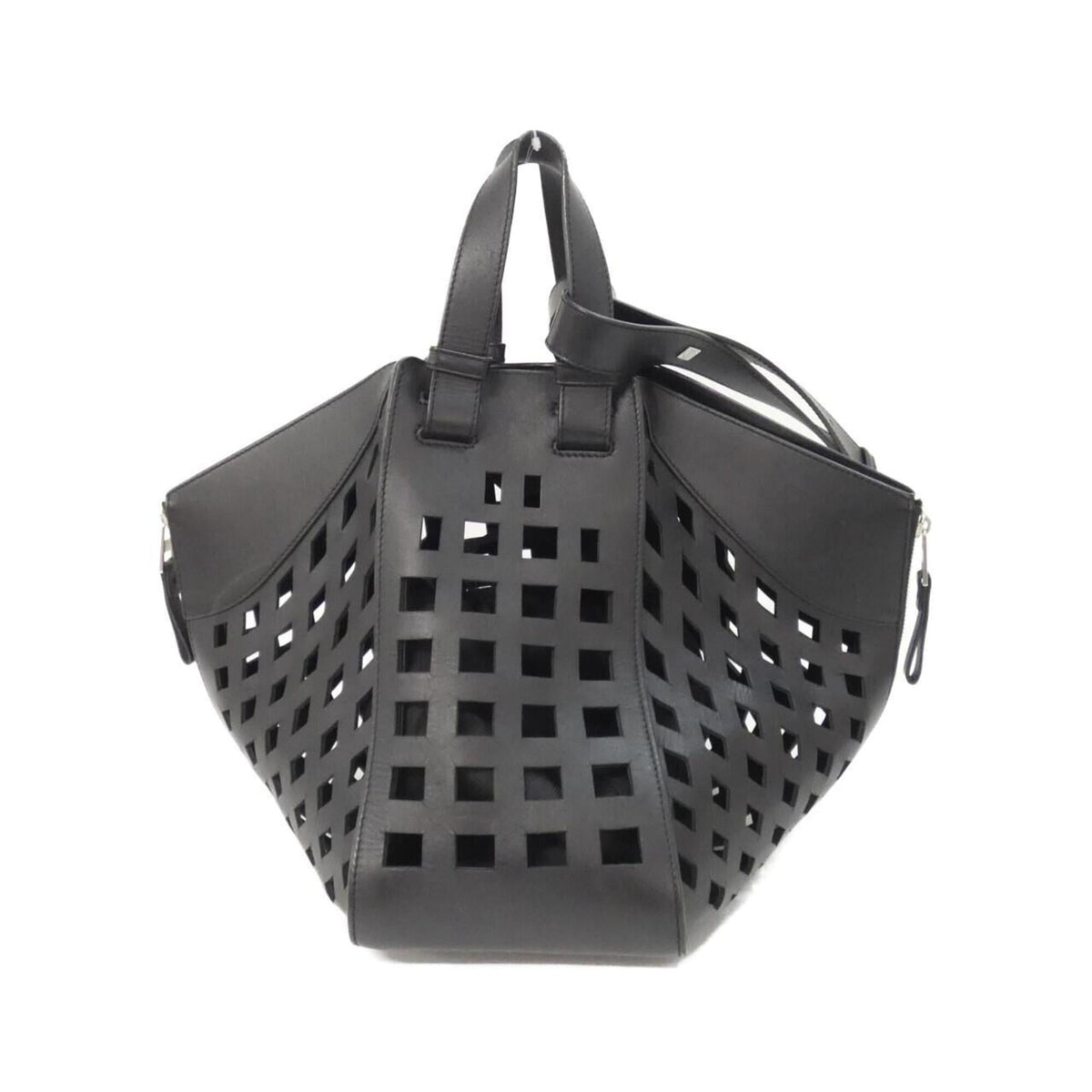Loewe Black Leather Pouch Shoulder Bag (Pre-Owned)