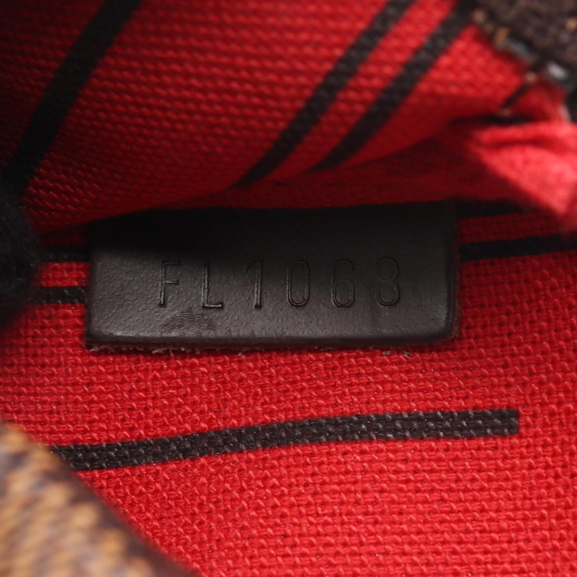 Louis Vuitton Brown Damier Canvas Red Color Damier Canvas Handbag Pochette (Pre-Owned)