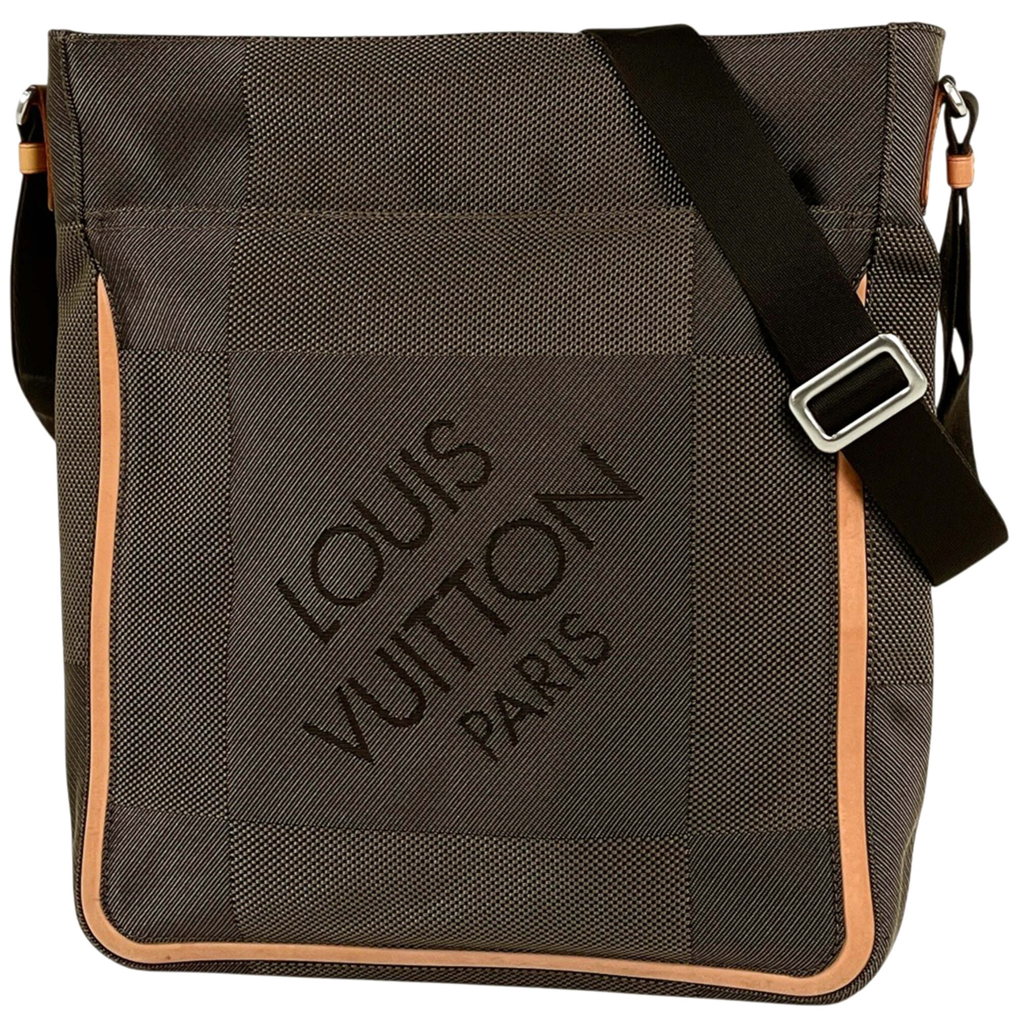 Louis Vuitton Brown Earth Damier Geant Shoulder Bag (Pre-Owned)