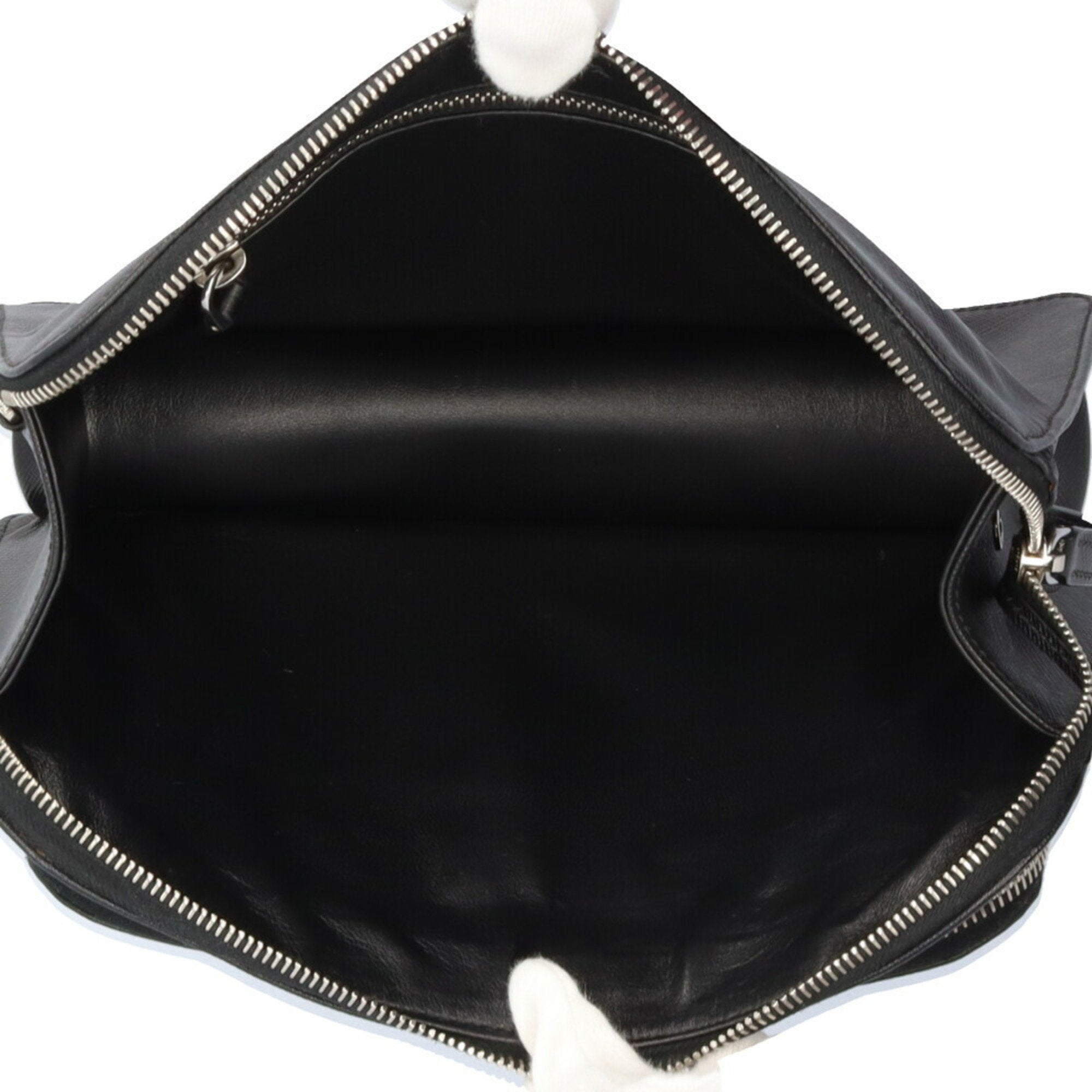 Prada Black Leather Clutch Bag (Pre-Owned)
