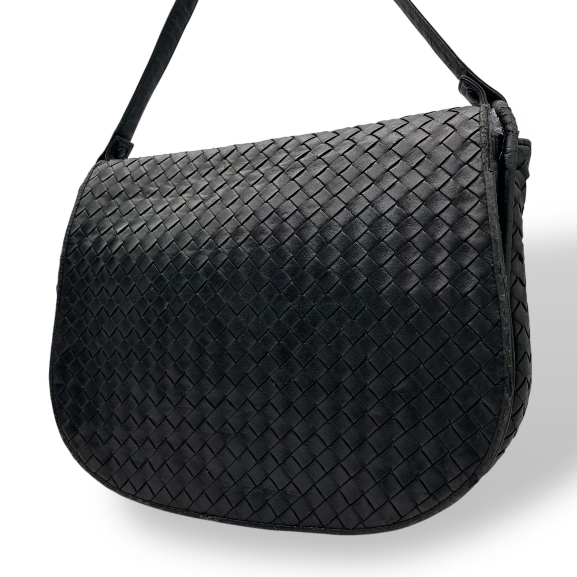 Bottega Veneta Black Intrecciato Shoulder Bag (Pre-Owned)