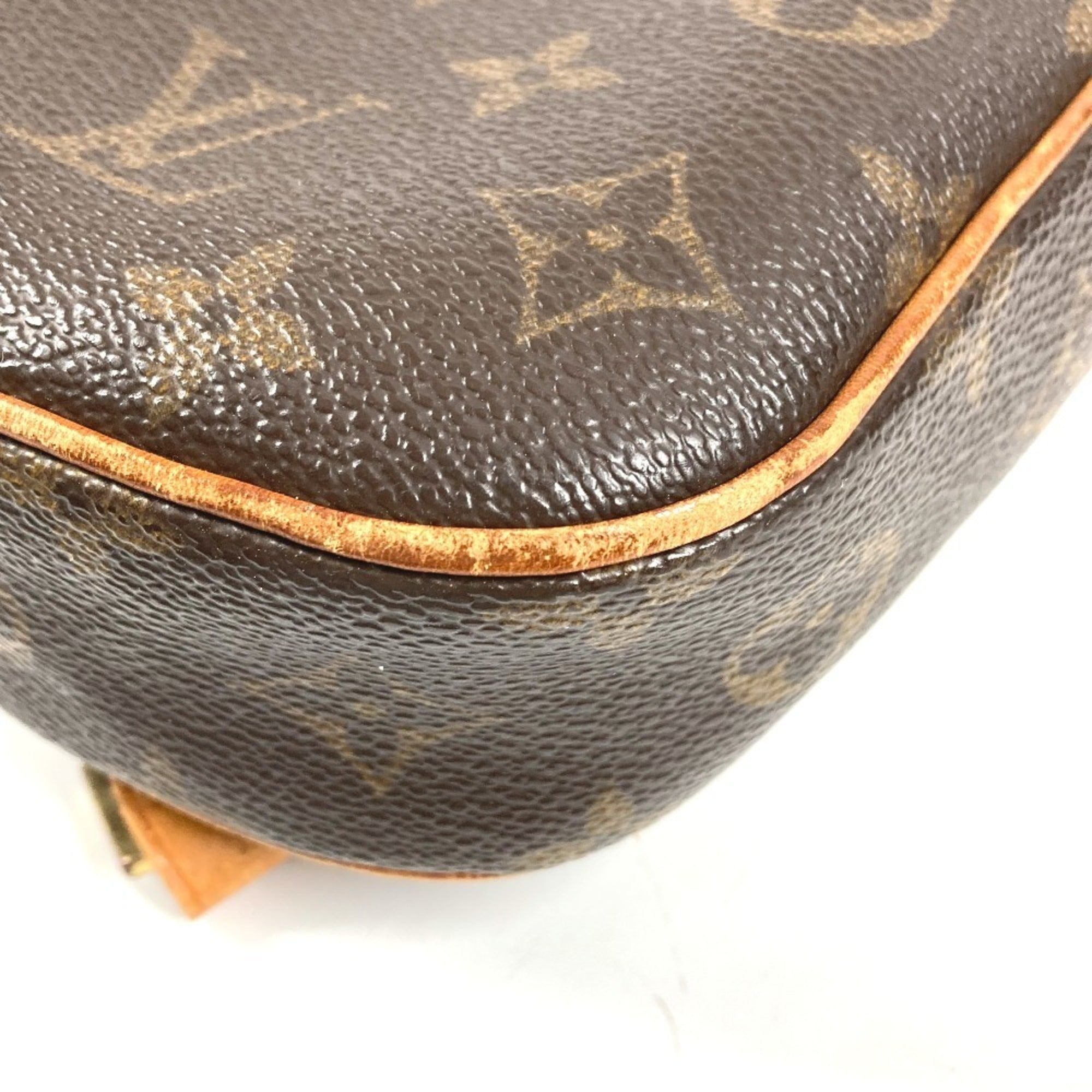 Louis Vuitton Brown Monogram Monogram Pochette Shoulder Bag Sling Bag (Pre-Owned)