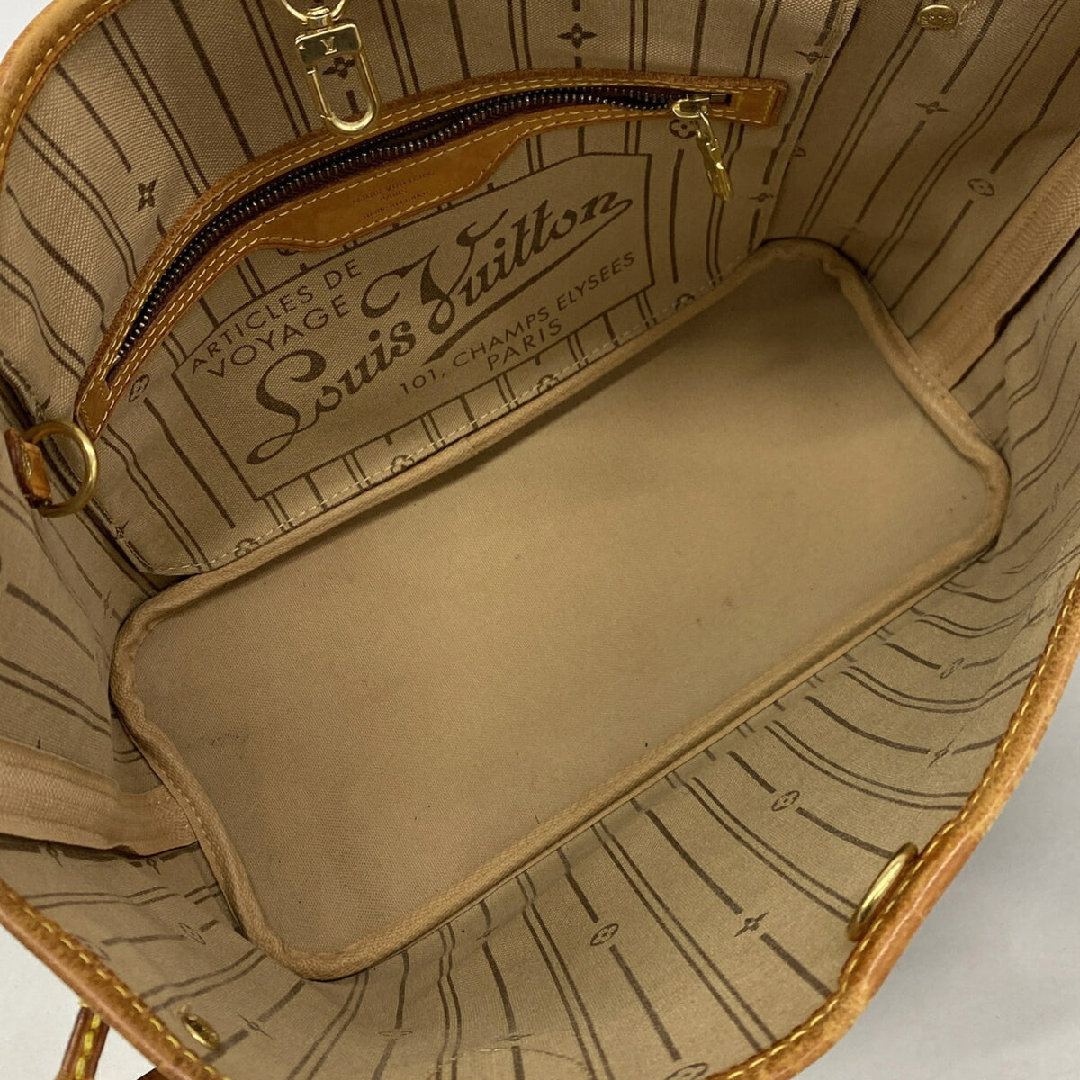 Louis Vuitton Brown Tote Bag (Pre-Owned)