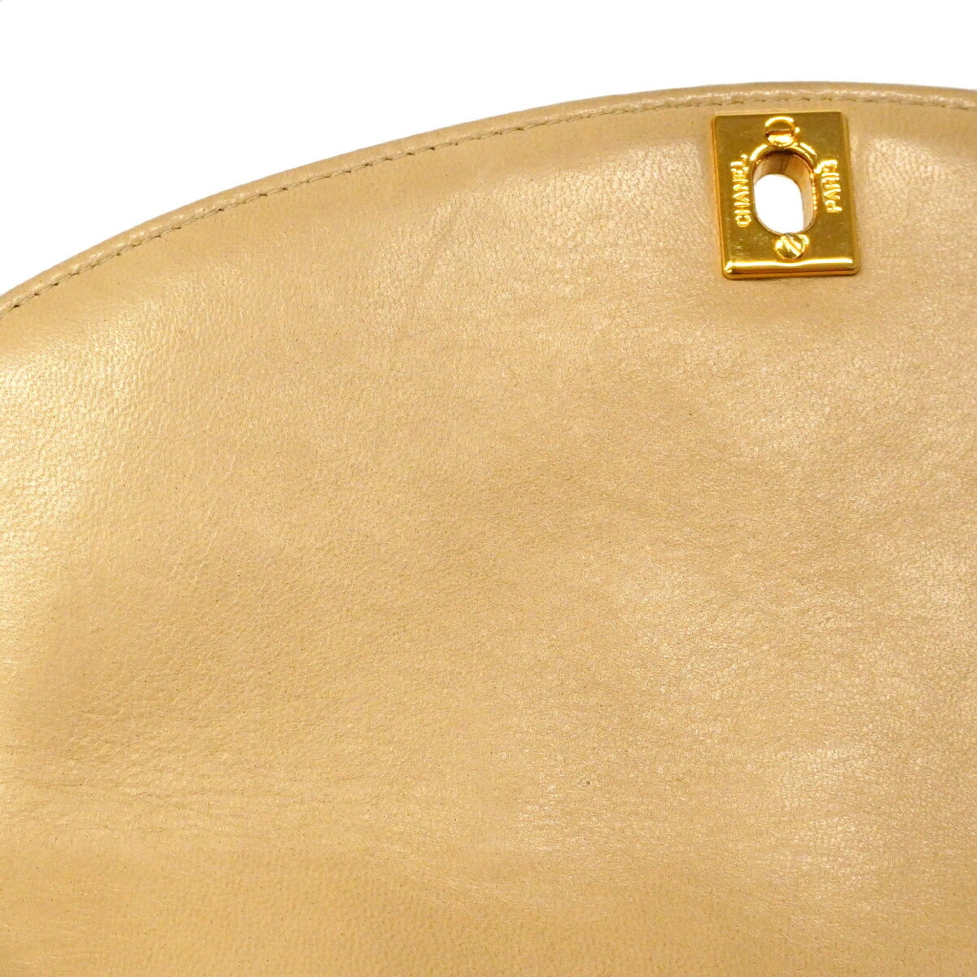 Chanel Beige Leather Shoulder Bag (Pre-Owned)