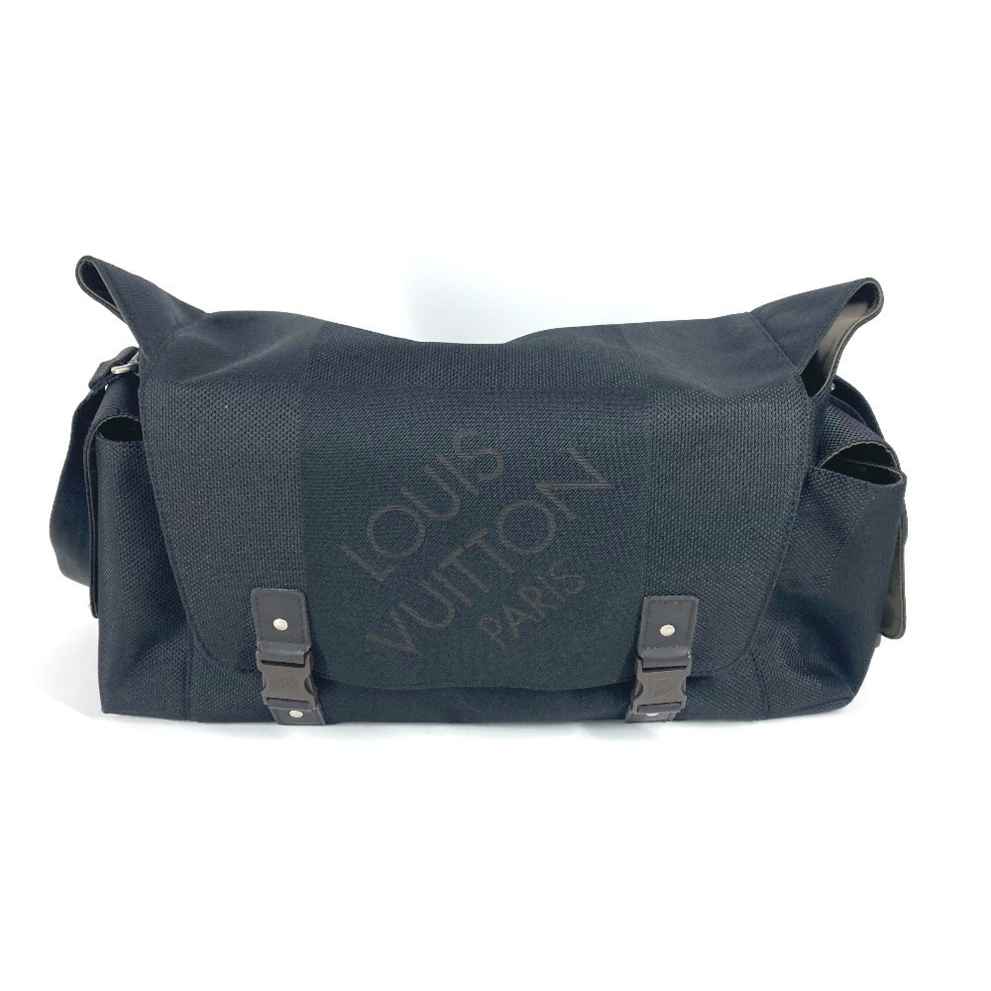 Louis Vuitton Damier Geant Black Damier Geant Shoulder Bag (Pre-Owned)