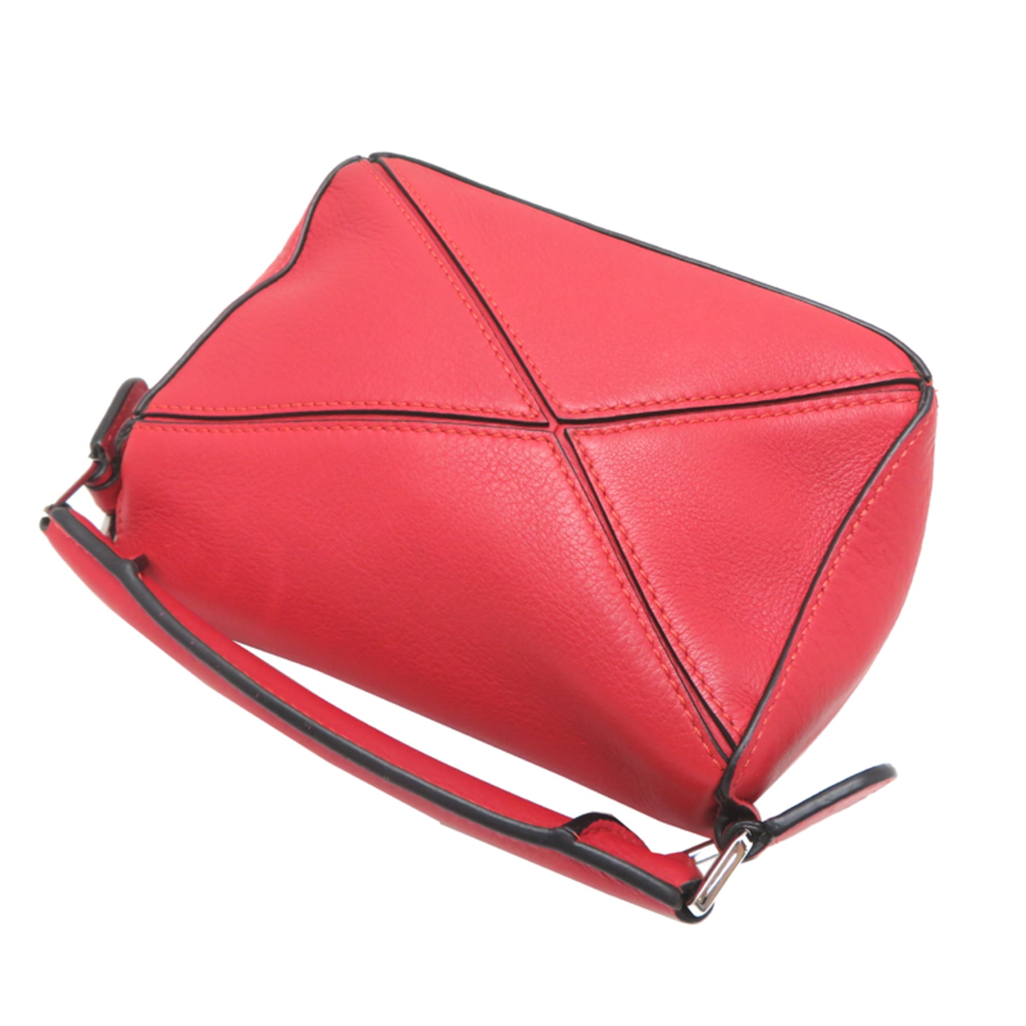 Loewe Red Color Leather Handbag (Pre-Owned)
