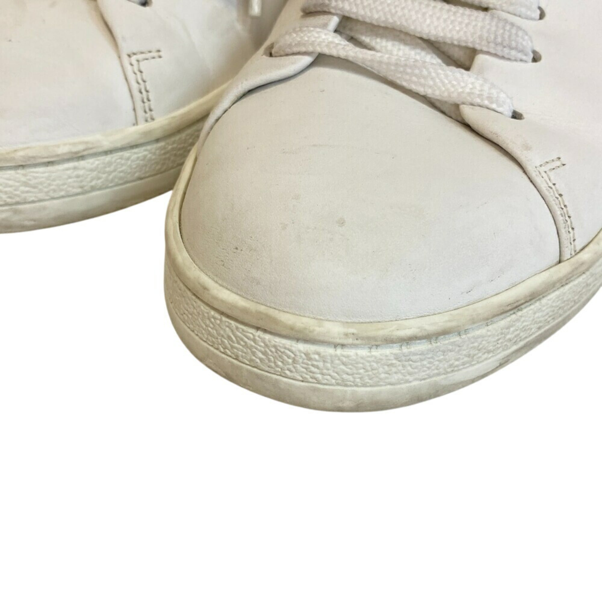 Louis Vuitton White Sneakers (Pre-Owned)