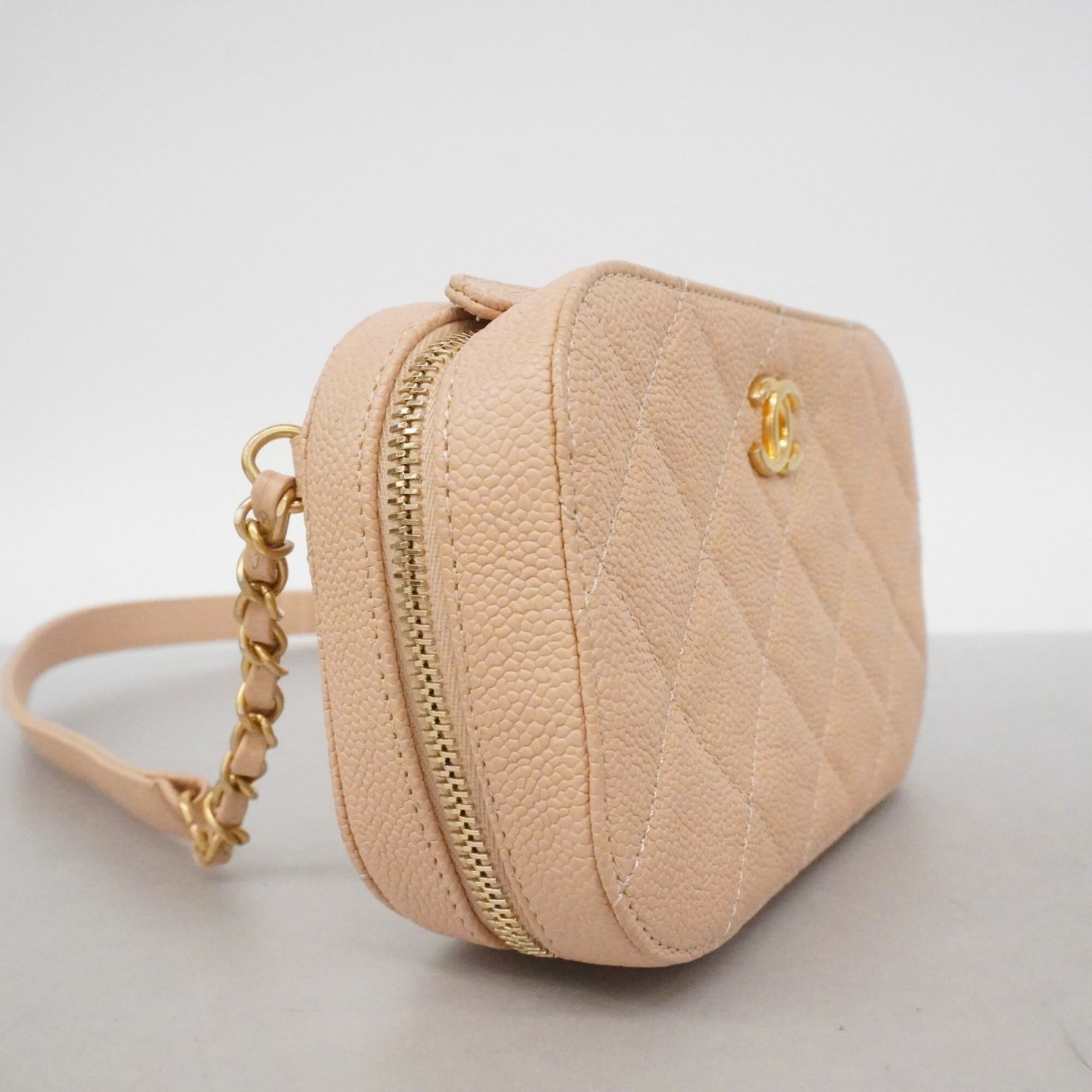Chanel Beige Grained Calfskin Shoulder Bag (Pre-Owned)
