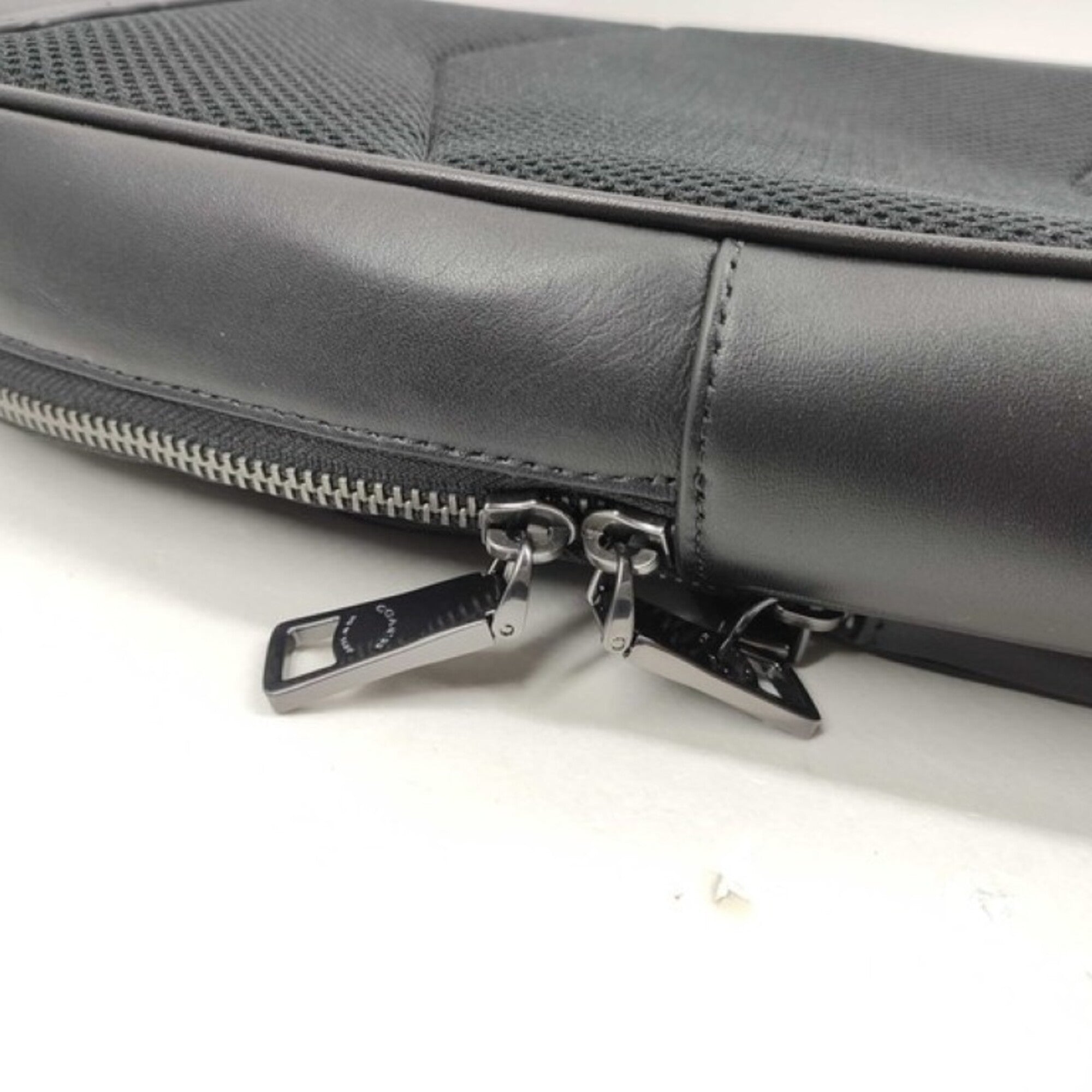 Coach Black Pvc Leather Shoulder Bag Sling Bag (Pre-Owned)