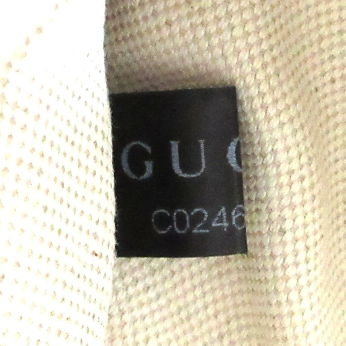 Gucci Off-White Leather Sling Bag (Pre-Owned)