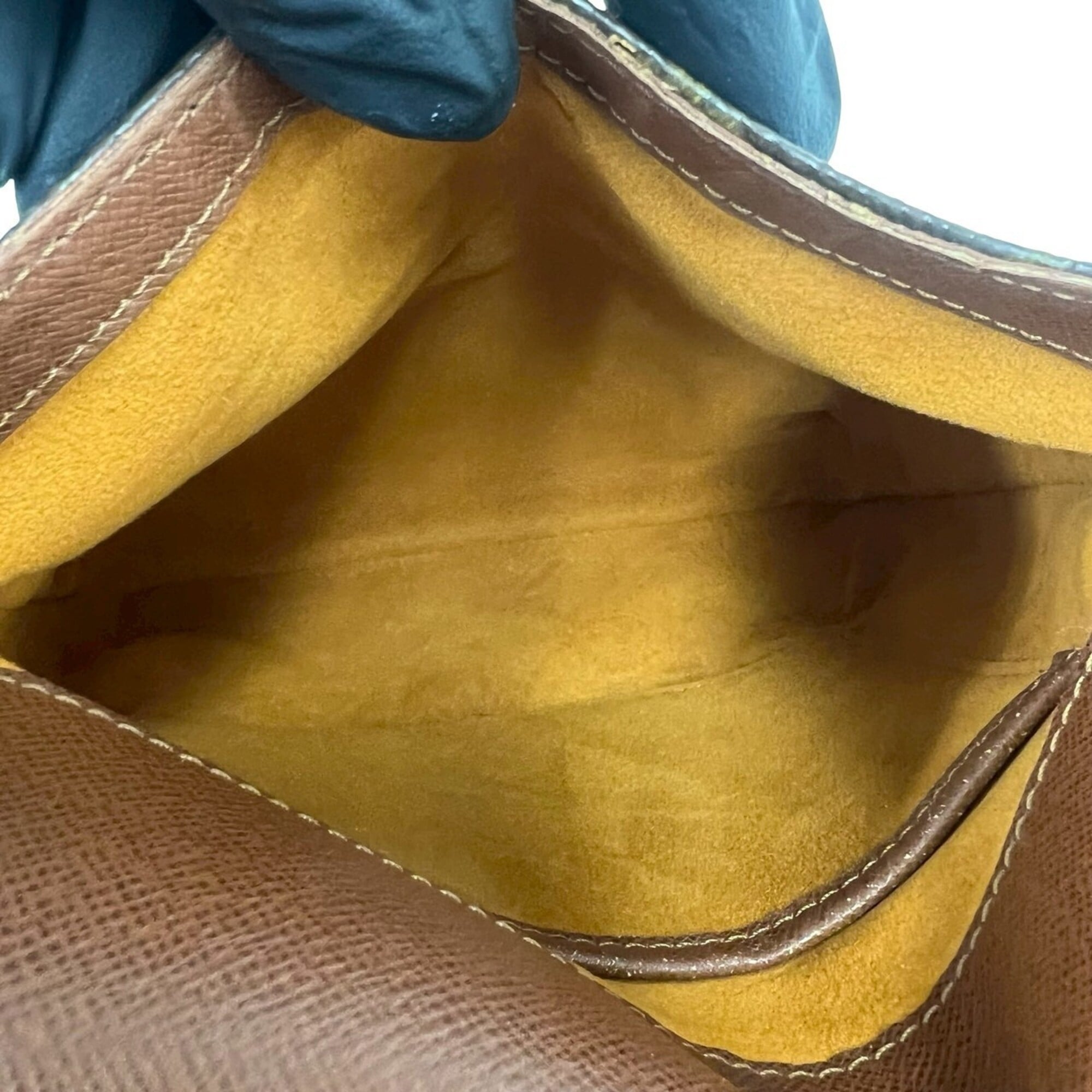 Louis Vuitton Brown Leather Pvc Shoulder Bag (Pre-Owned)