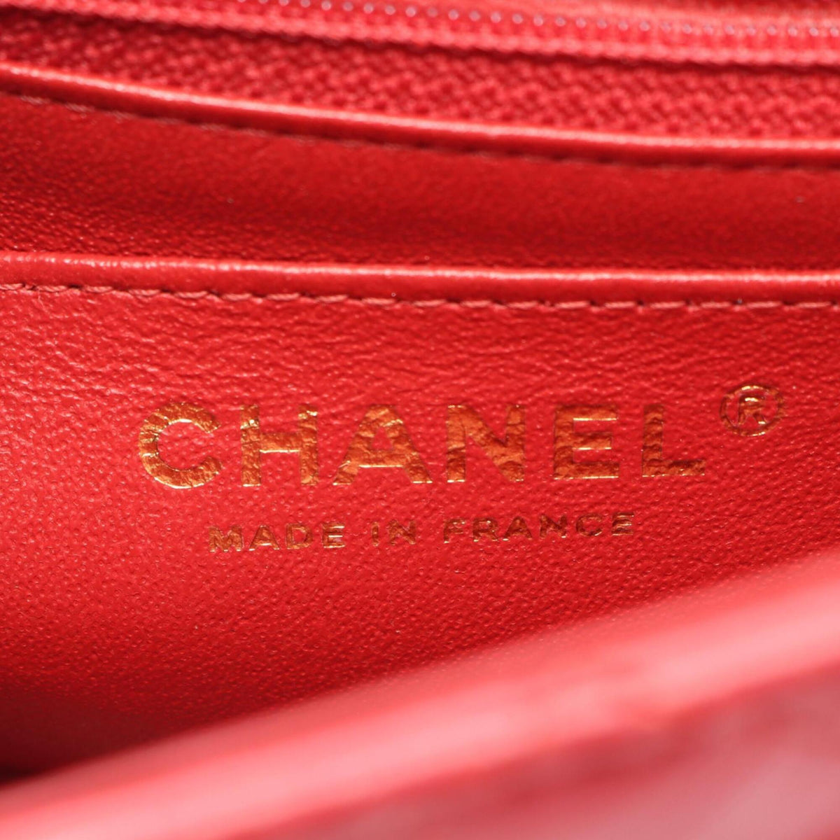 Chanel Red Color Leather Handbag Shoulder Bag (Pre-Owned)