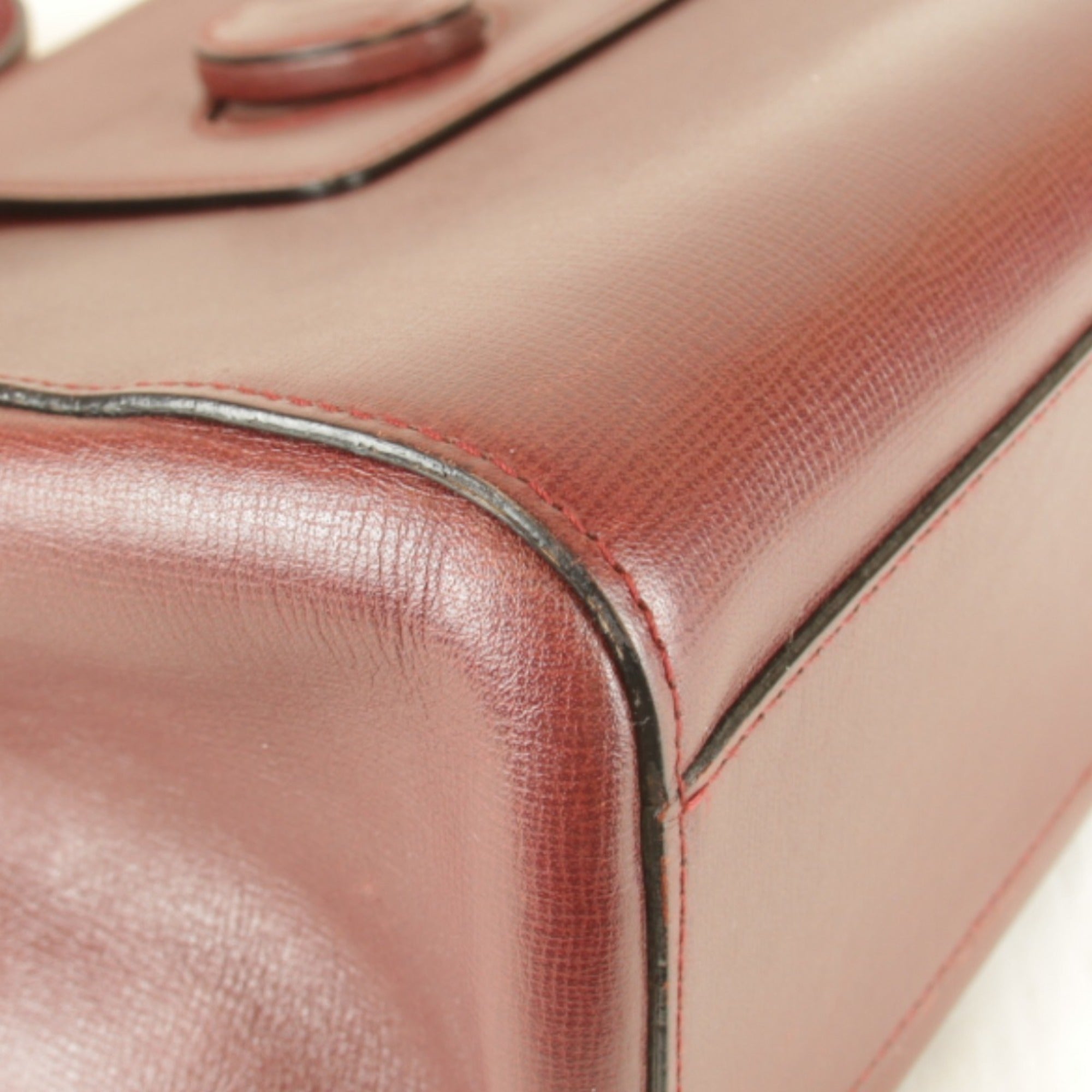 Cartier Wine Red Leather Shoulder Bag (Pre-Owned)