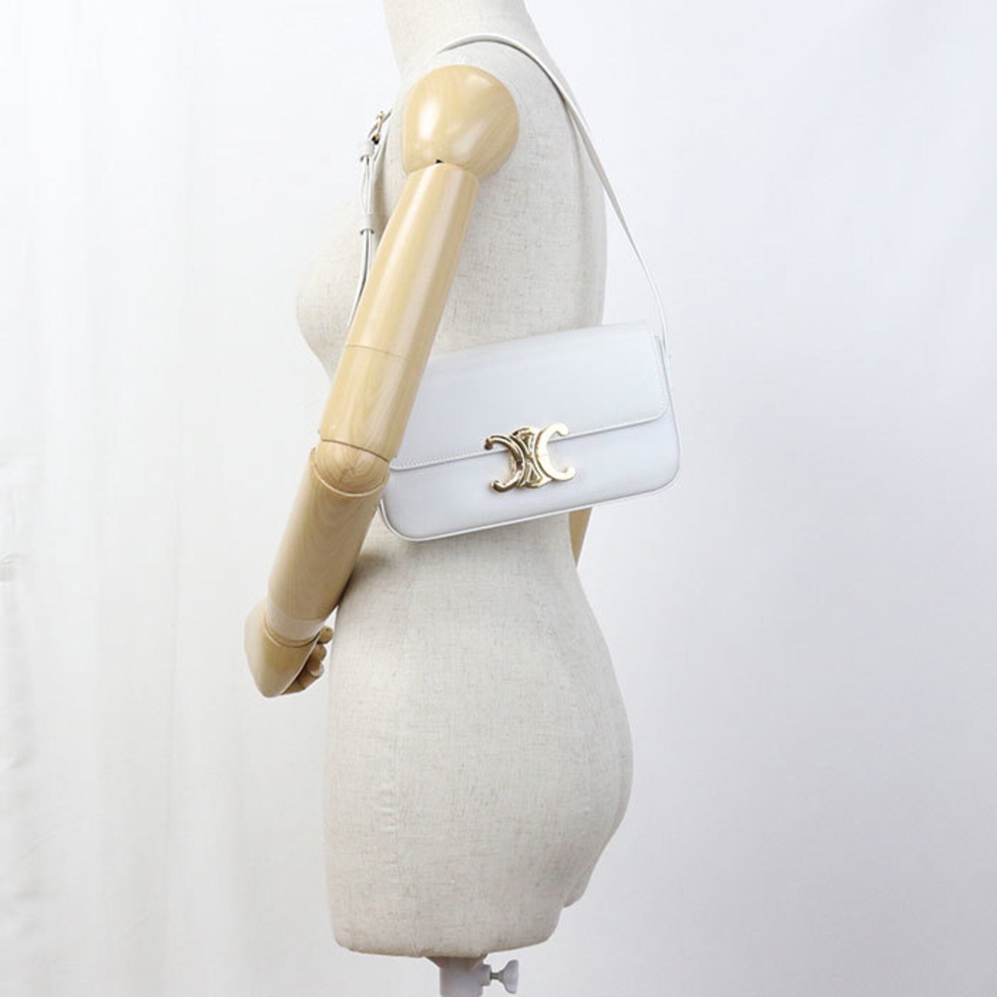 Celine White Leather Shoulder Bag (Pre-Owned)