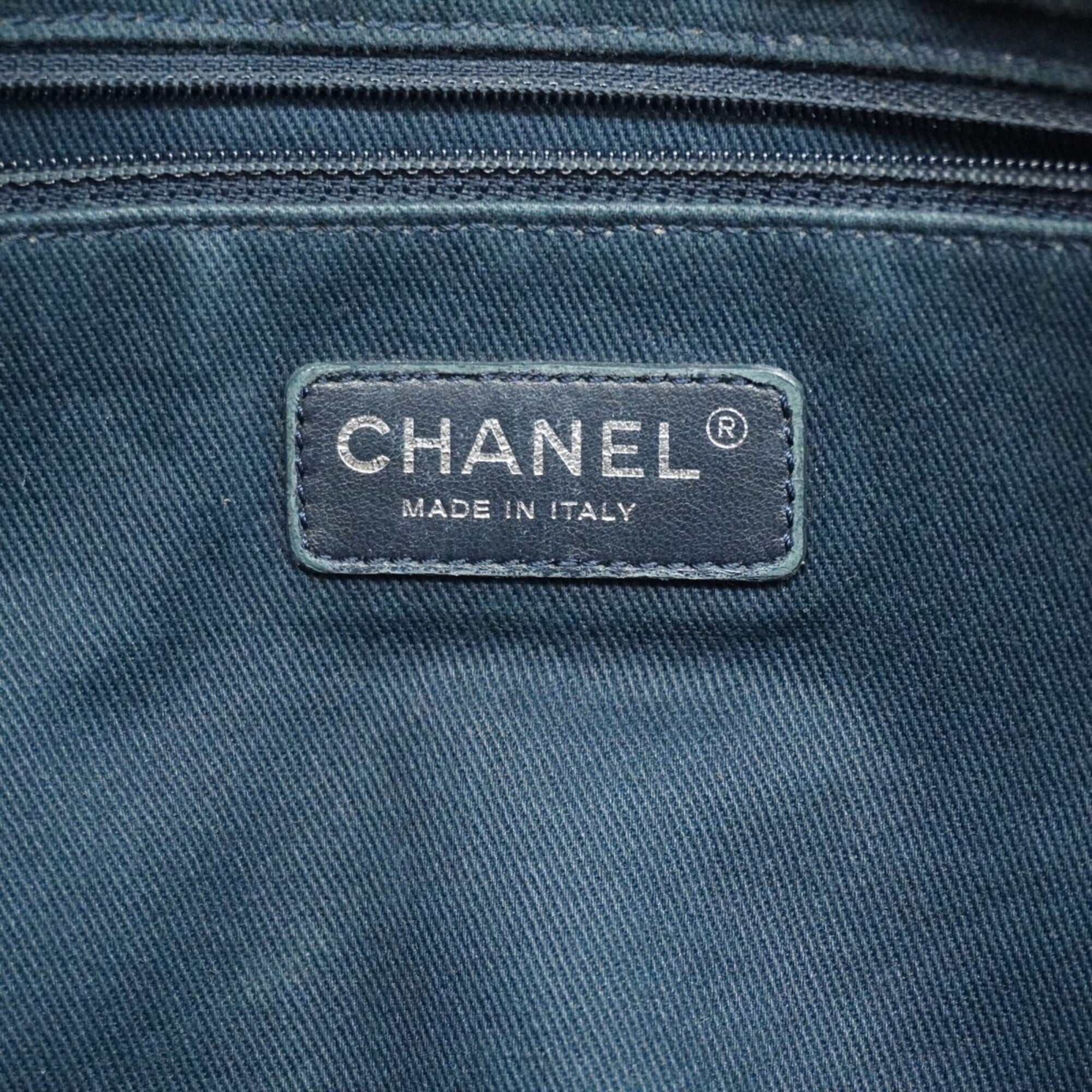 Chanel Navy Denim Handbag (Pre-Owned)