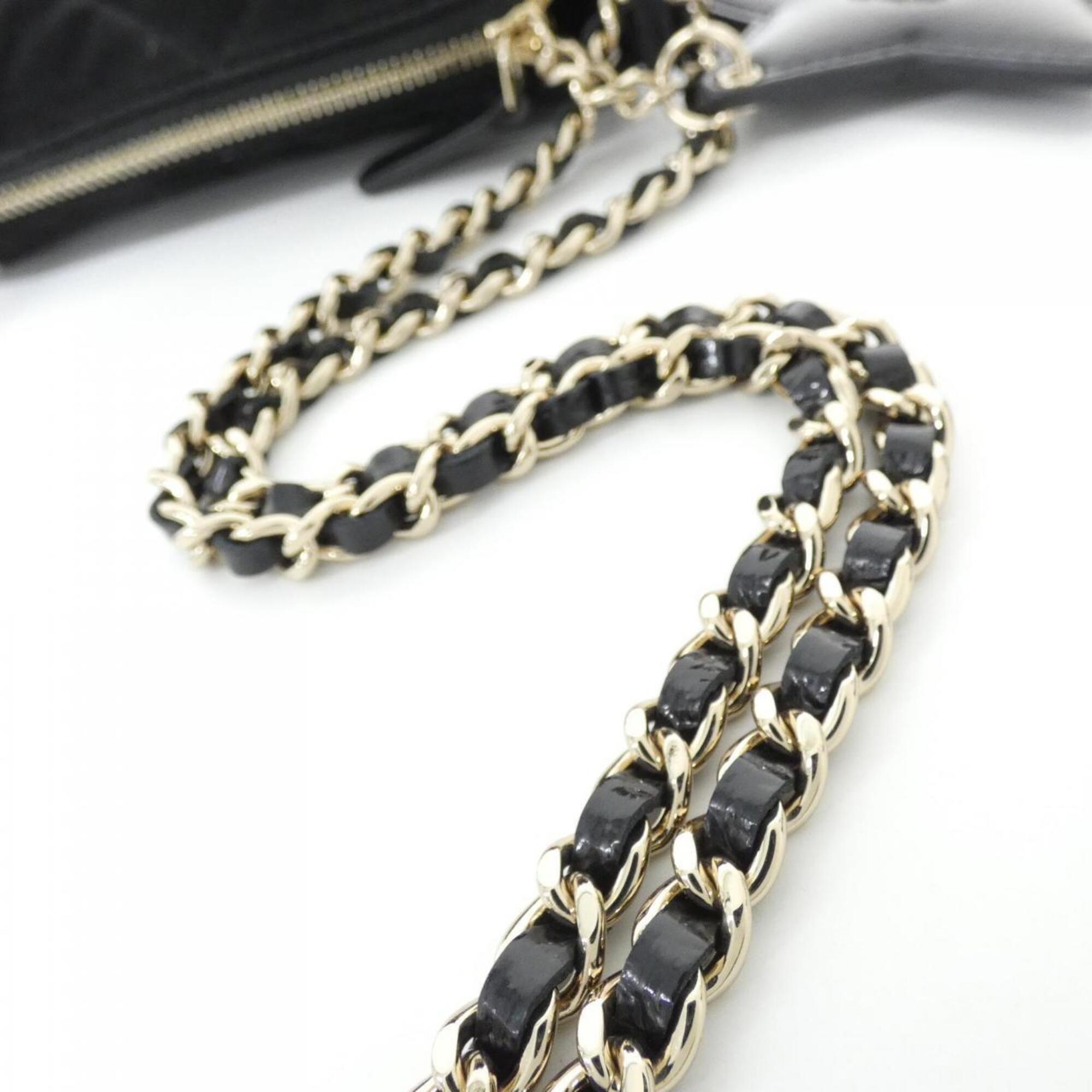 Chanel Black Handbag Shoulder Bag (Pre-Owned)