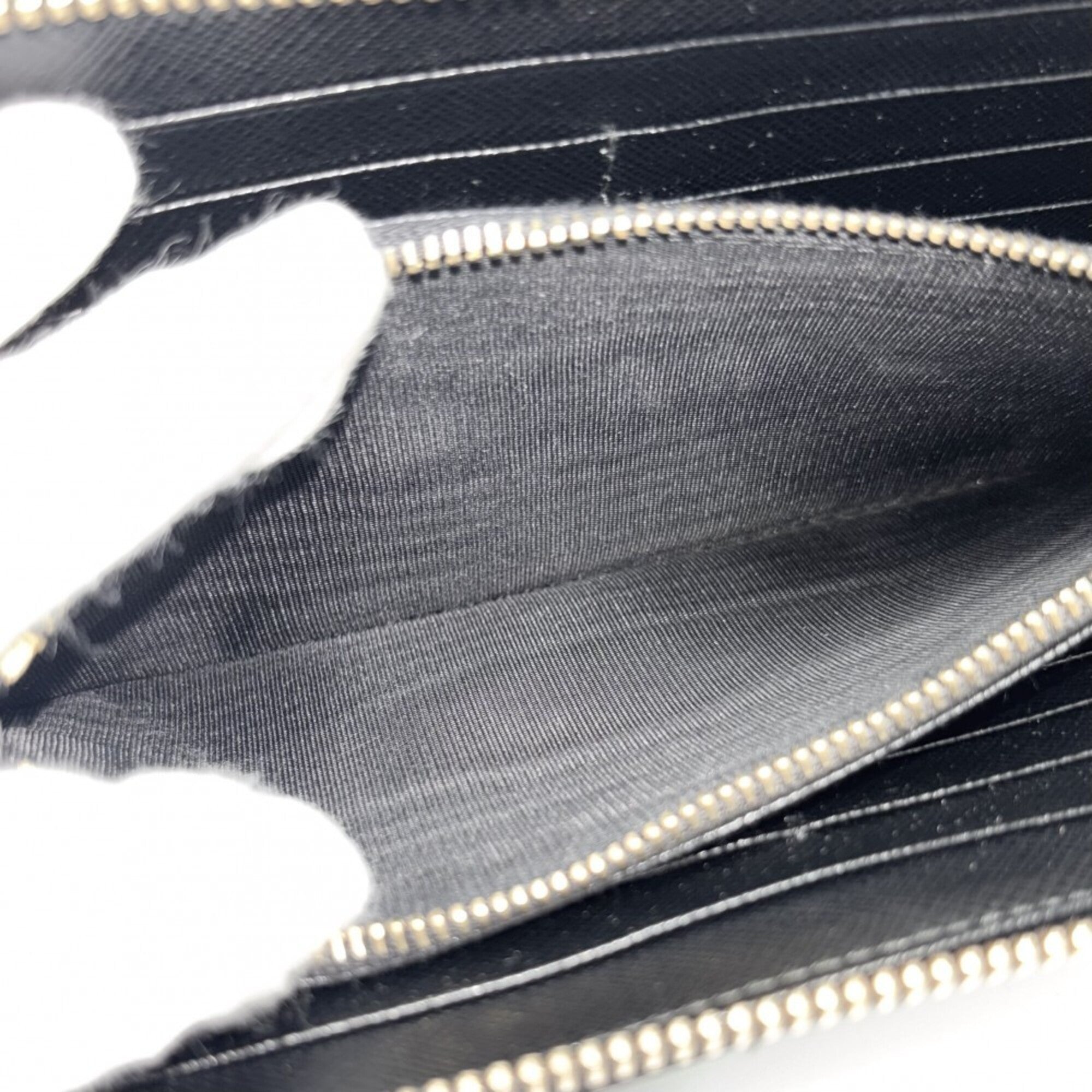 Prada Black Leather Long Wallet (Bi-Fold) (Pre-Owned)