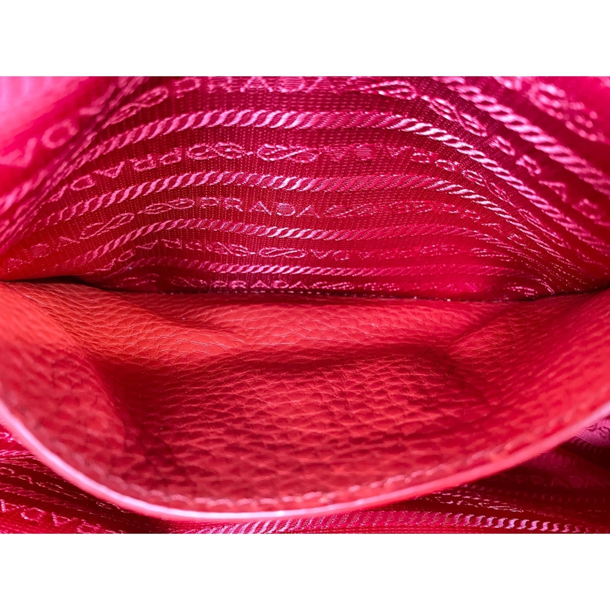 Prada Red Color Tote Bag (Pre-Owned)