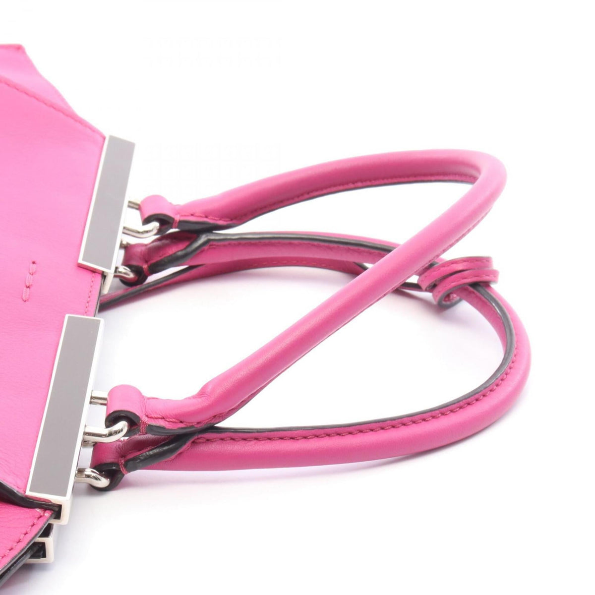 Fendi Pink Leather Handbag (Pre-Owned)