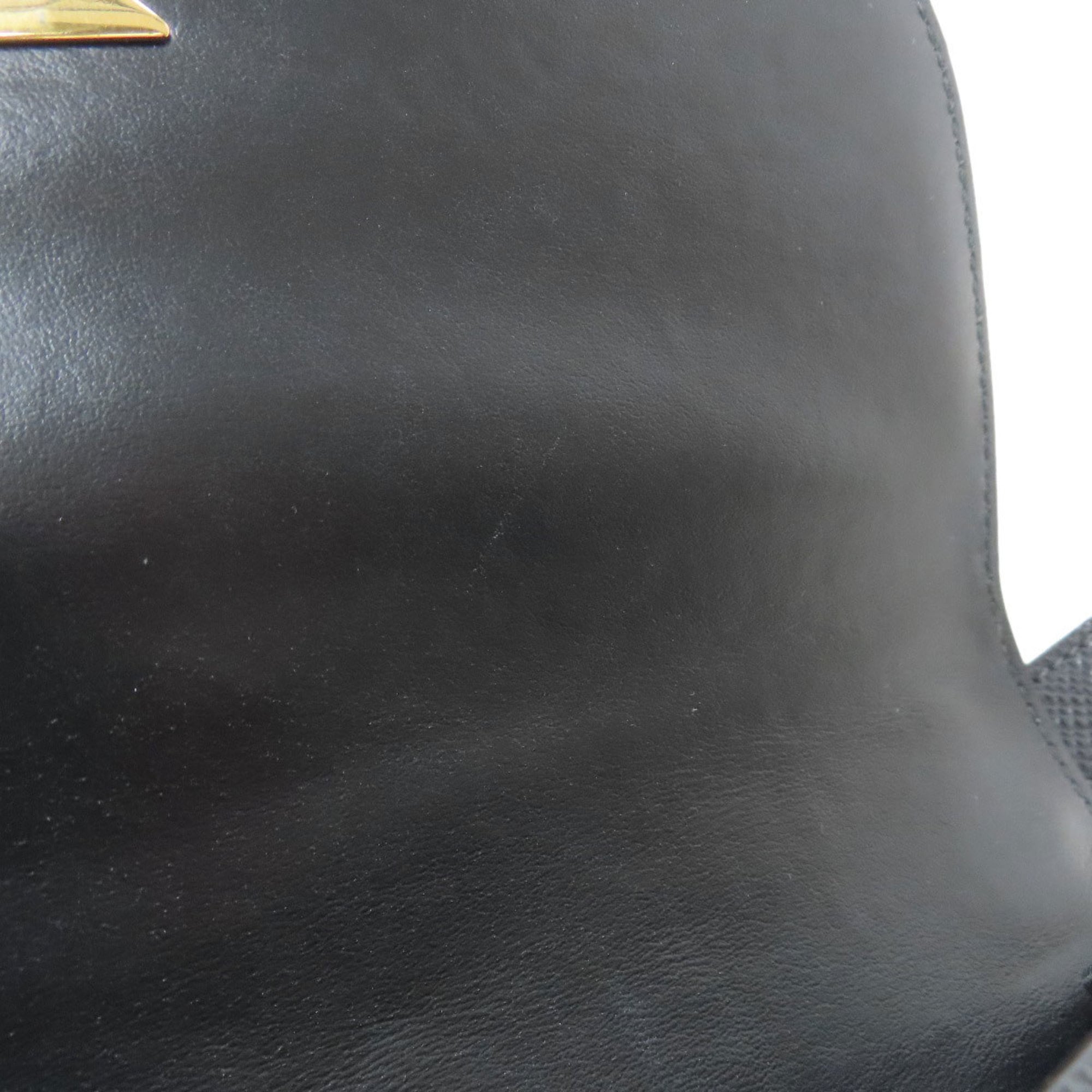 Prada Saffiano Black Saffiano Shoulder Bag (Pre-Owned)