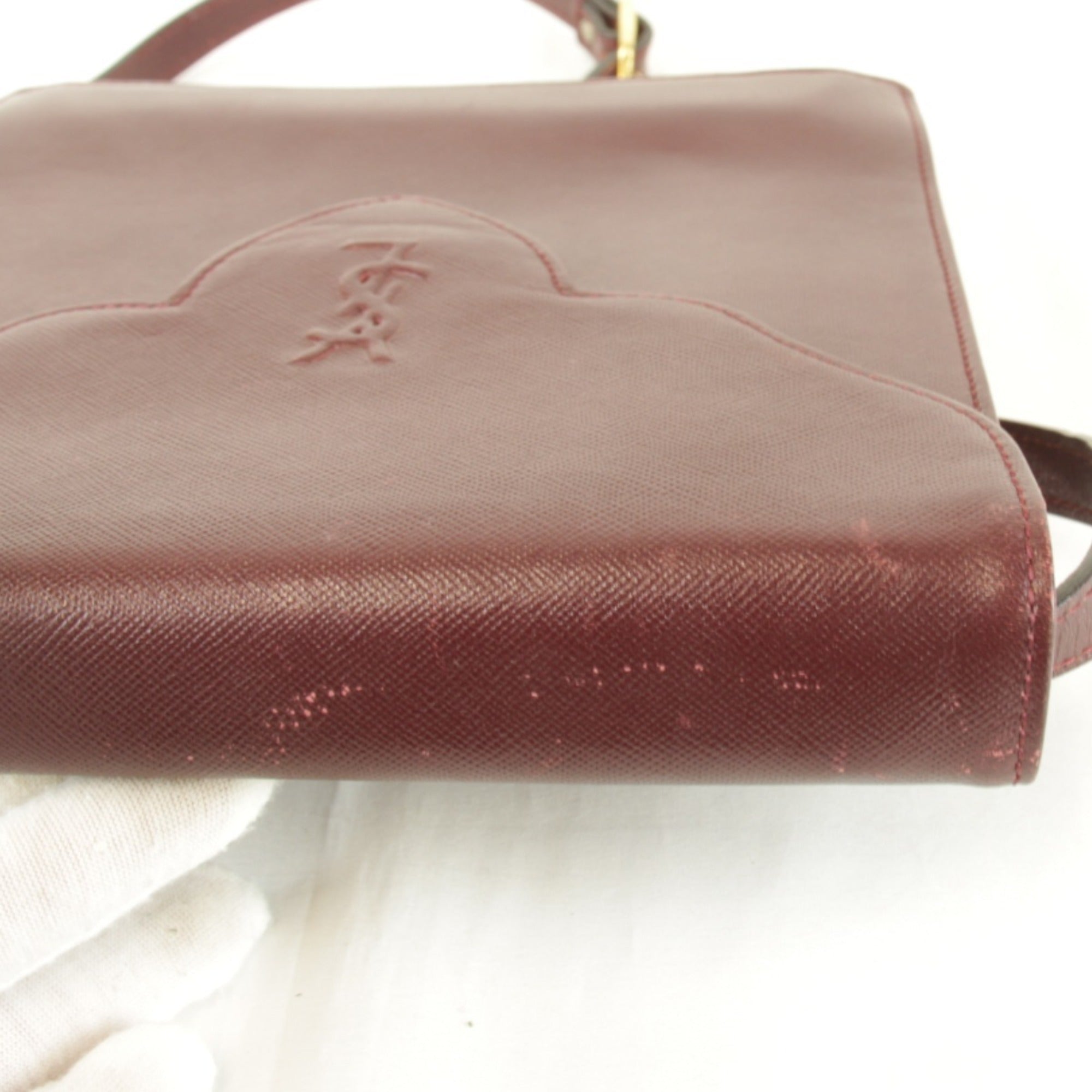 Yves Saint Laurent Wine Leather Shoulder Bag (Pre-Owned)