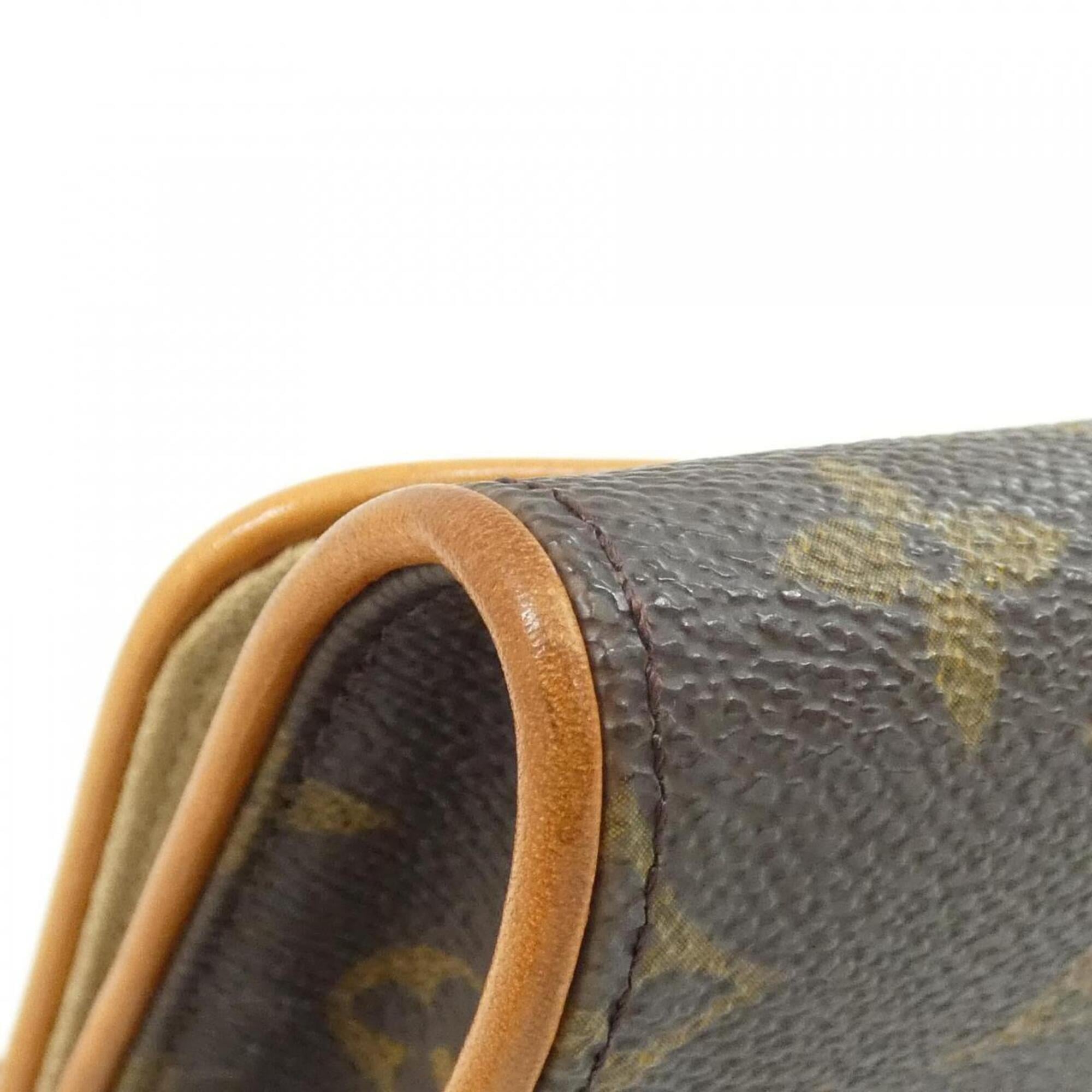 Louis Vuitton Brown Coated Canvas Pochette Shoulder Bag (Pre-Owned)