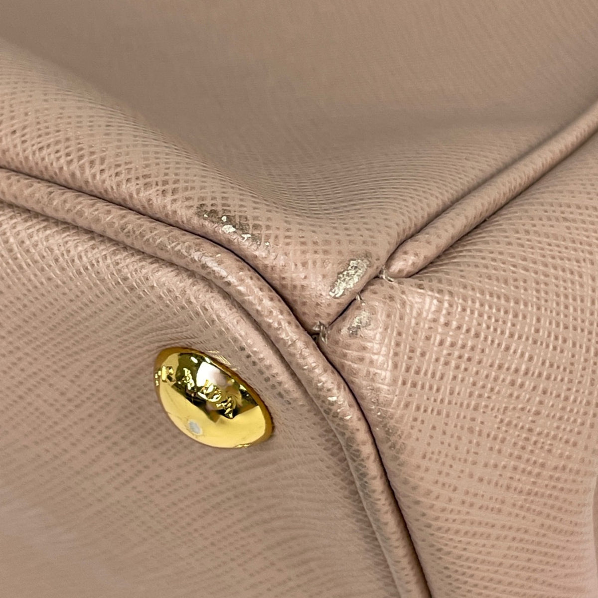 Prada Pink Leather Handbag (Pre-Owned)