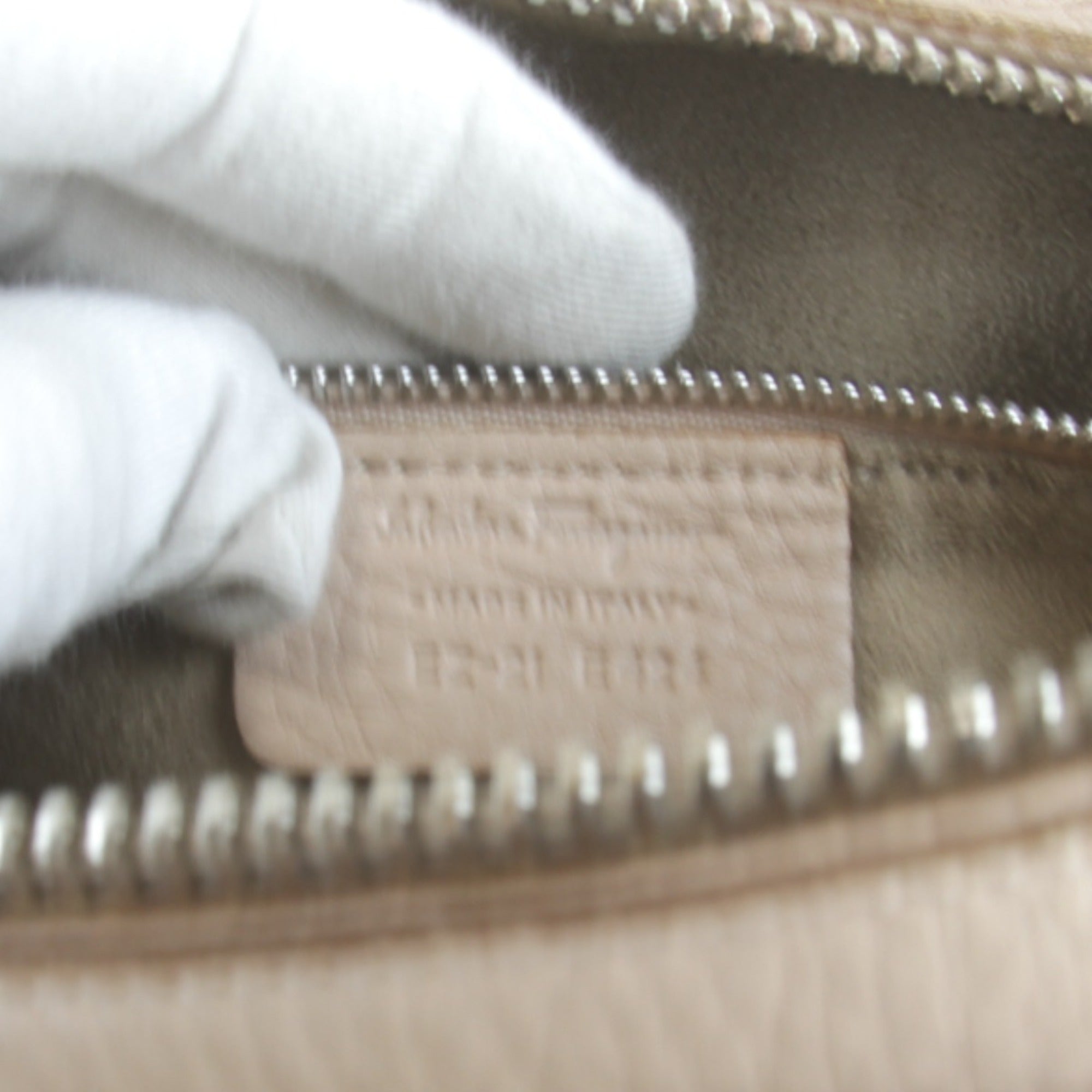 Salvatore Ferragamo Pink Leather Handbag (Pre-Owned)