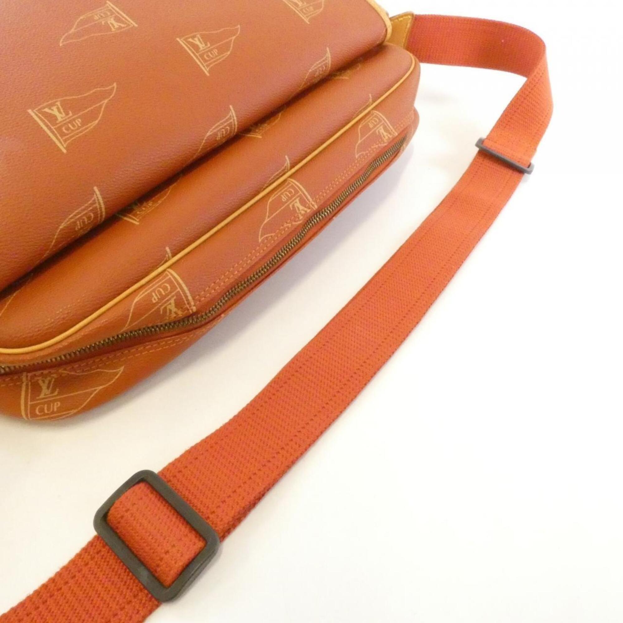 Louis Vuitton Gold Coated Canvas Shoulder Bag (Pre-Owned)