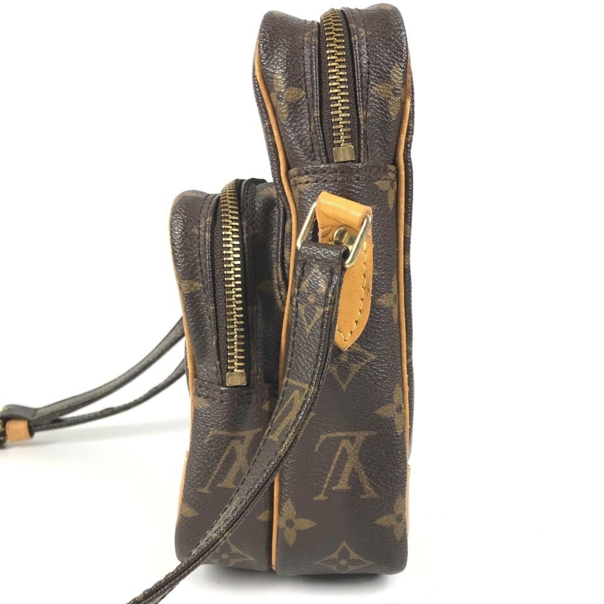 Louis Vuitton Monogram Brown Monogram Pochette Shoulder Bag (Pre-Owned)