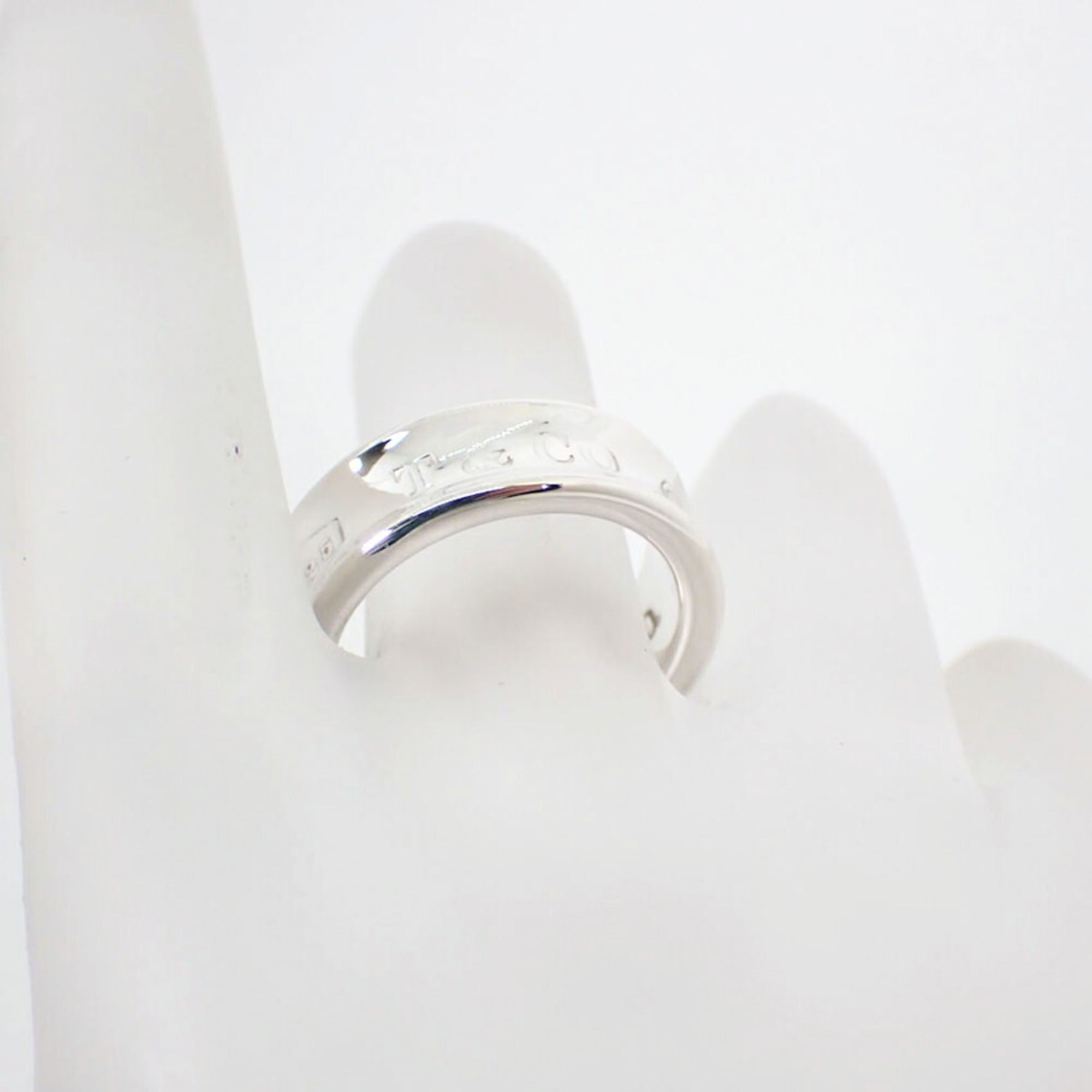 Tiffany Silver Sterling Silver 925 Band Ring (Pre-Owned)