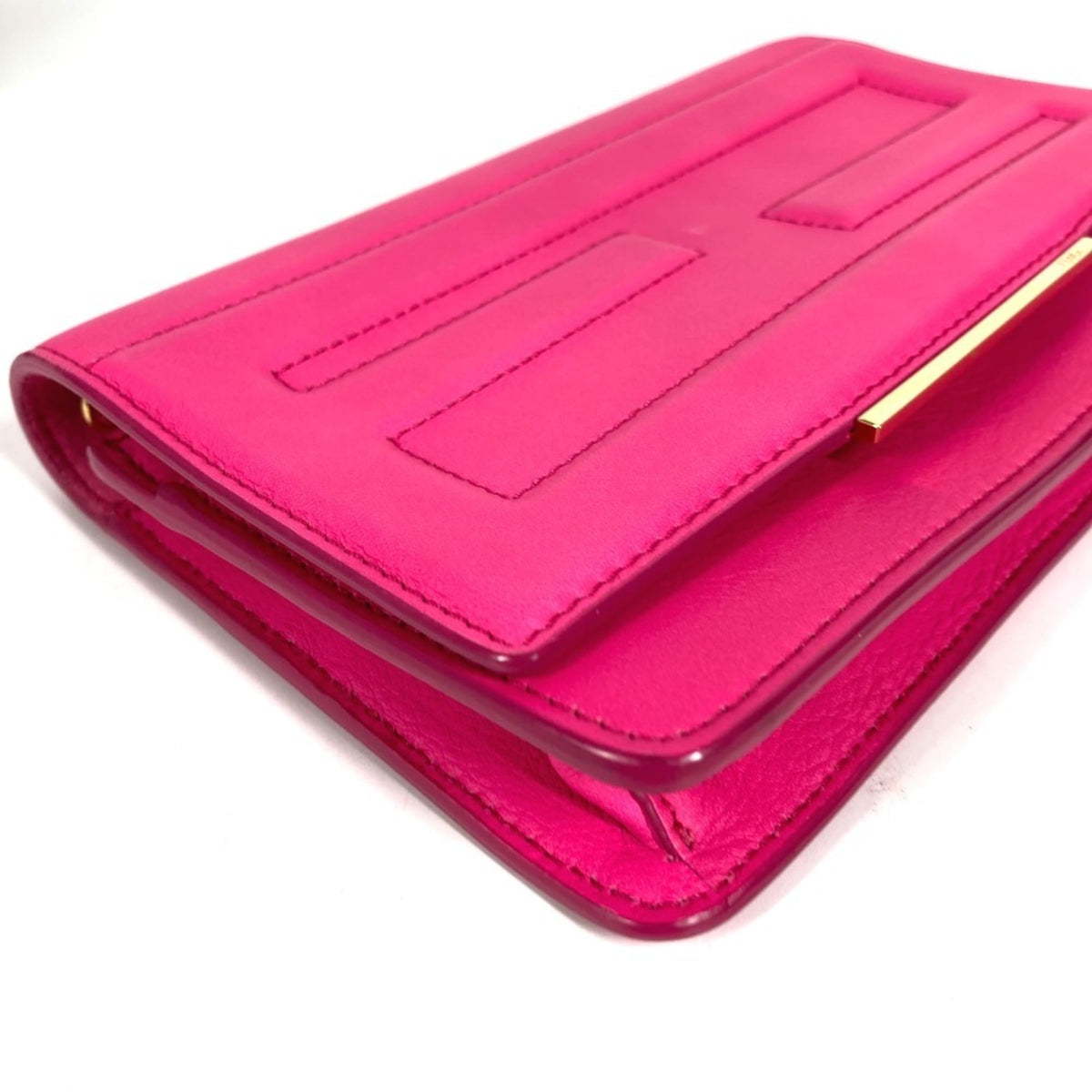 Fendi Pink Leather Chain/Shoulder Wallet (Pre-Owned)