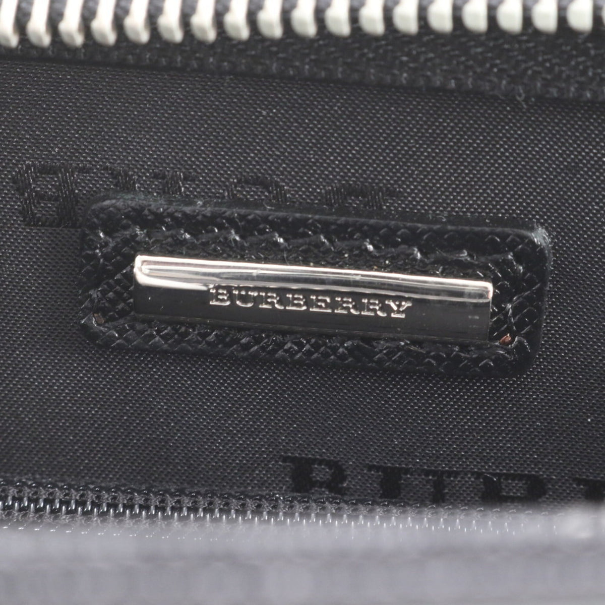 Burberry Black Leather Clutch Bag Pouch (Pre-Owned)