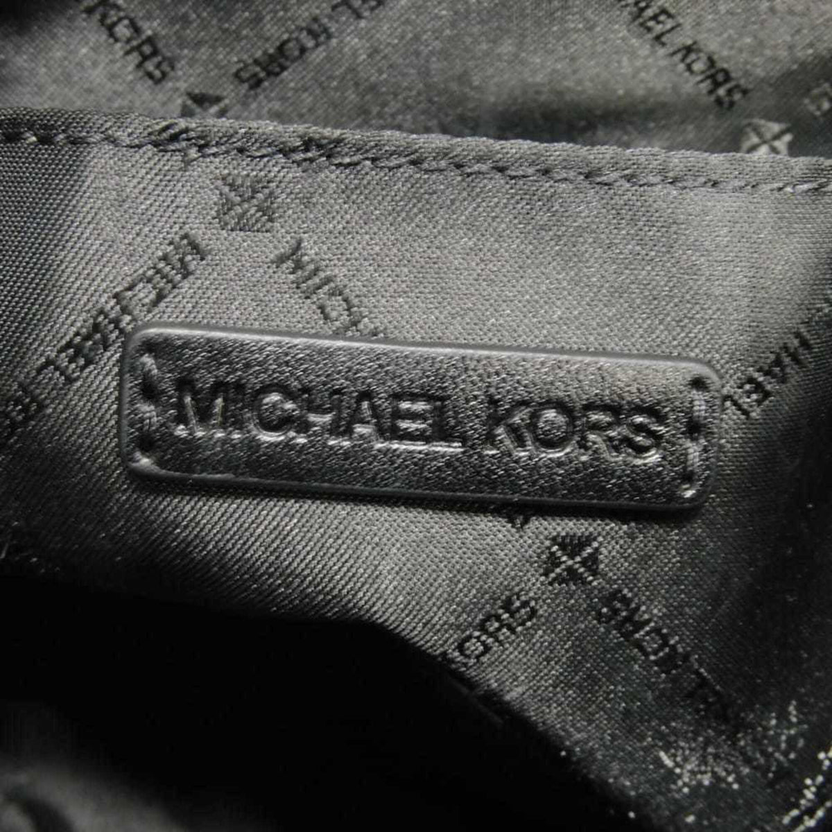 Michael Kors Black Suede Handbag (Pre-Owned)