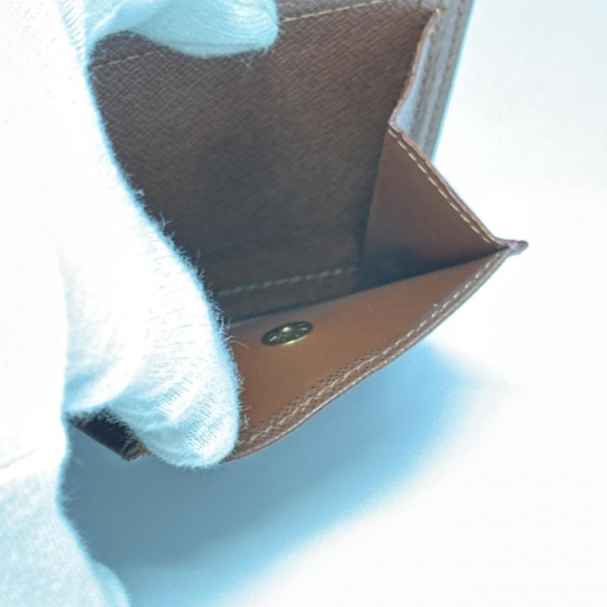 Louis Vuitton Brown Monogram Monogram Wallet (Bi-Fold) (Pre-Owned)