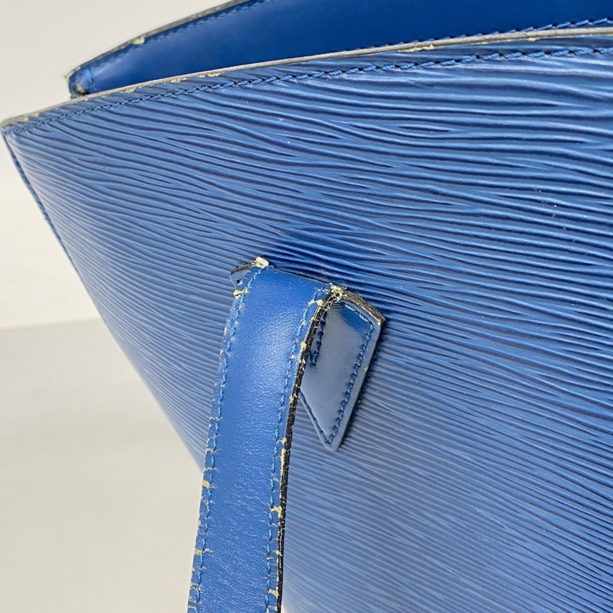Louis Vuitton Toledo Blue Shoulder Bag (Pre-Owned)