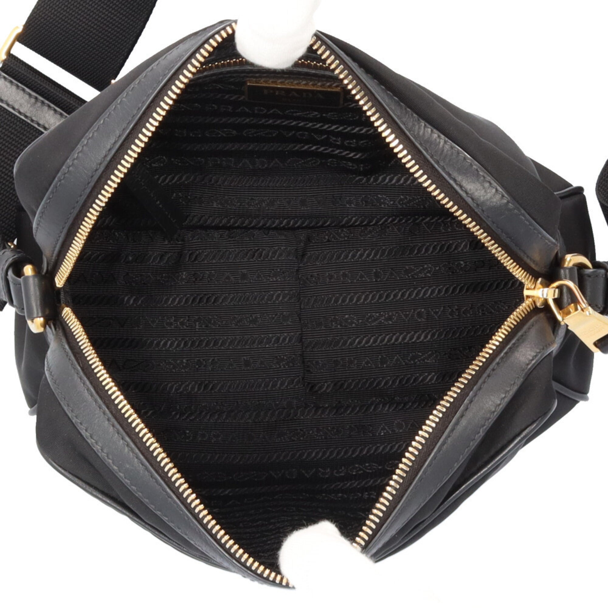 Prada Black Nylon Shoulder Bag (Pre-Owned)