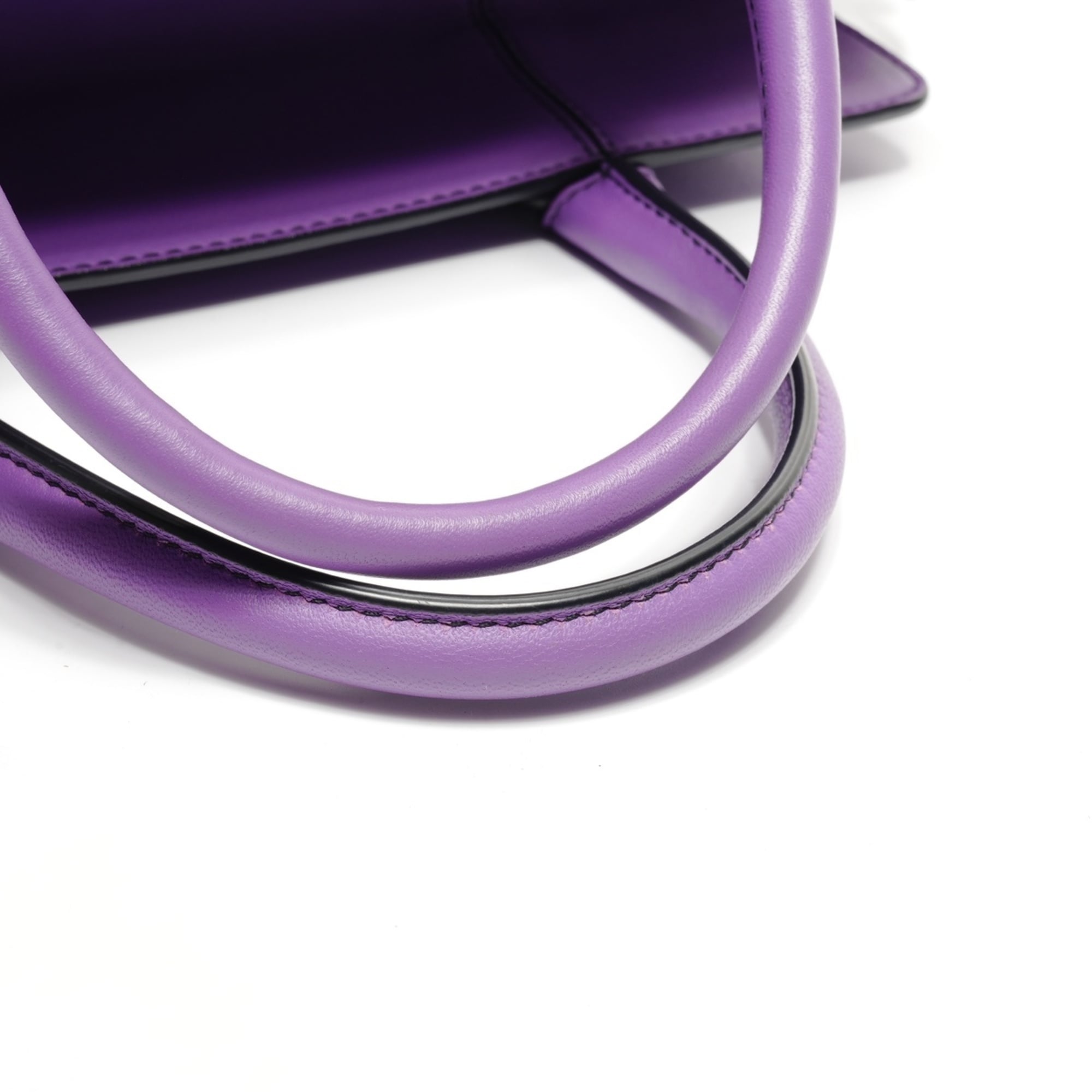 Bottega Veneta Intrecciato Purple Handbag (Pre-Owned)