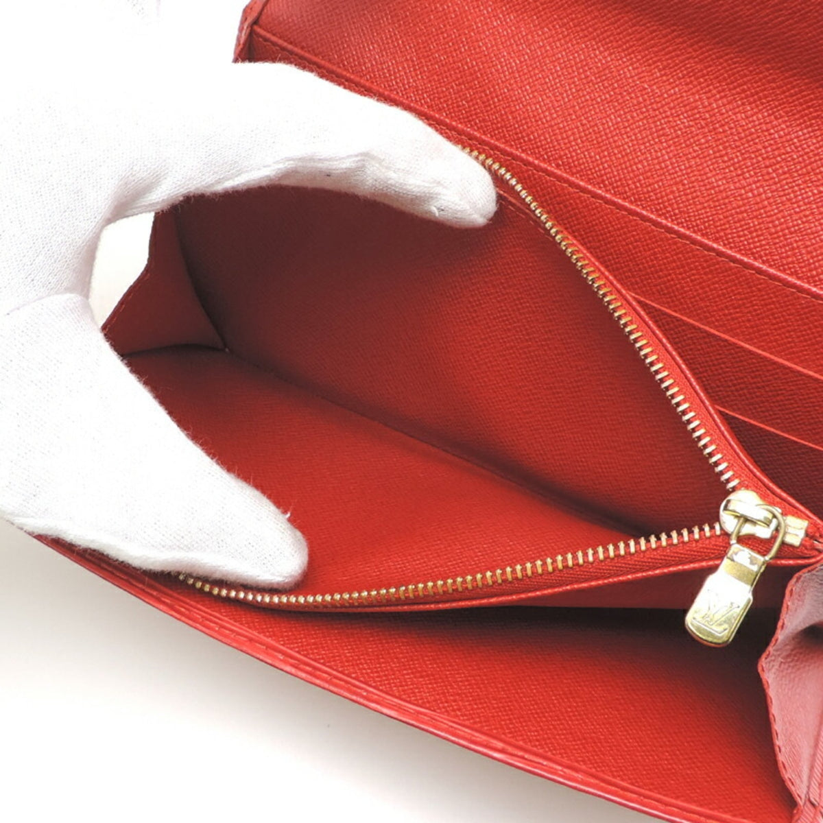Louis Vuitton Epi Castilian Red Red Color Epi Leather Long Wallet (Bi-Fold) (Pre-Owned)