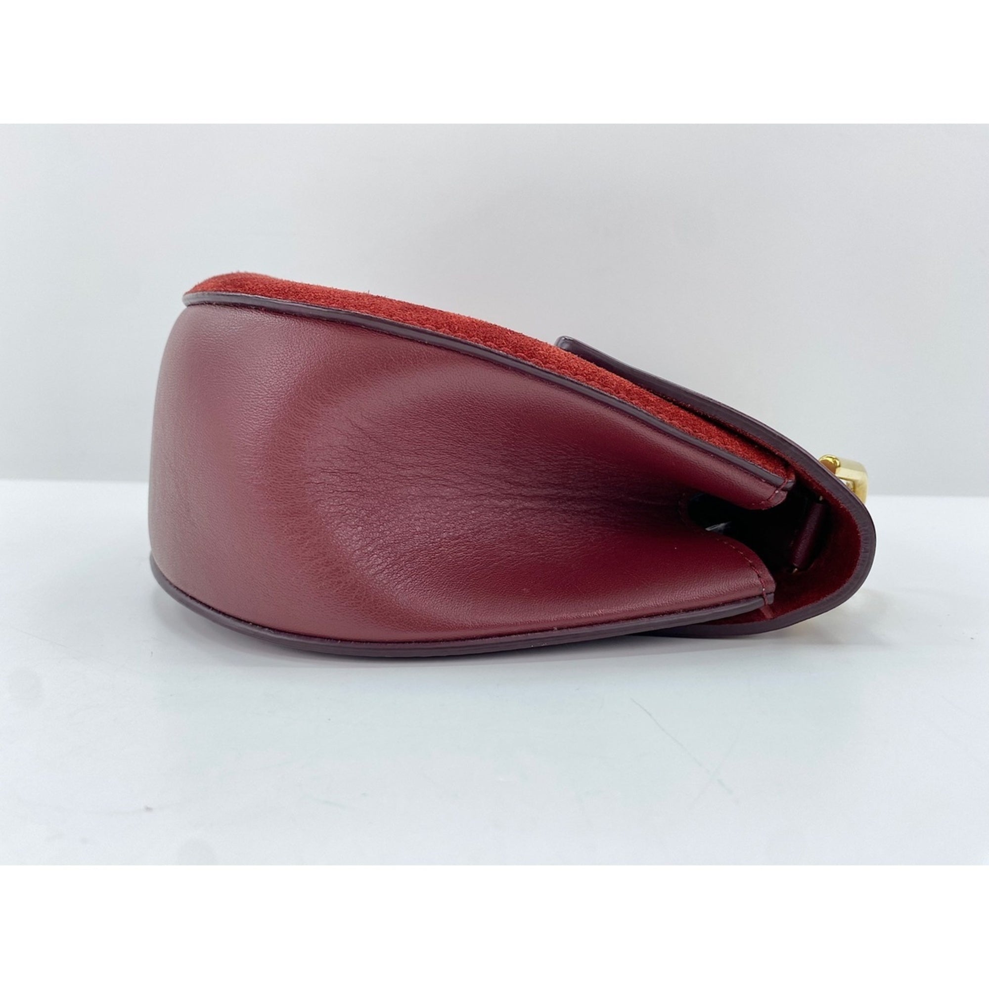 Chloé Red Color Shoulder Bag (Pre-Owned)