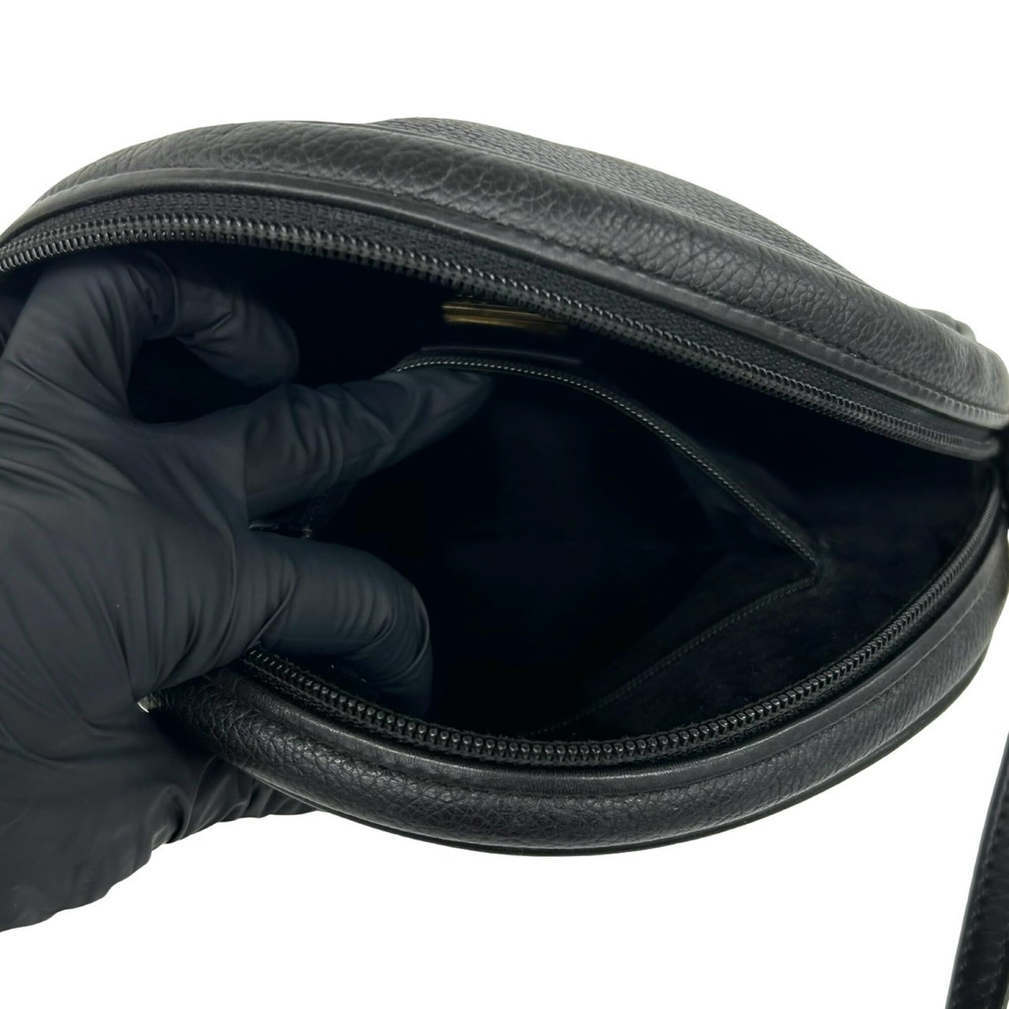 Gucci Black Leather Shoulder Bag (Pre-Owned)
