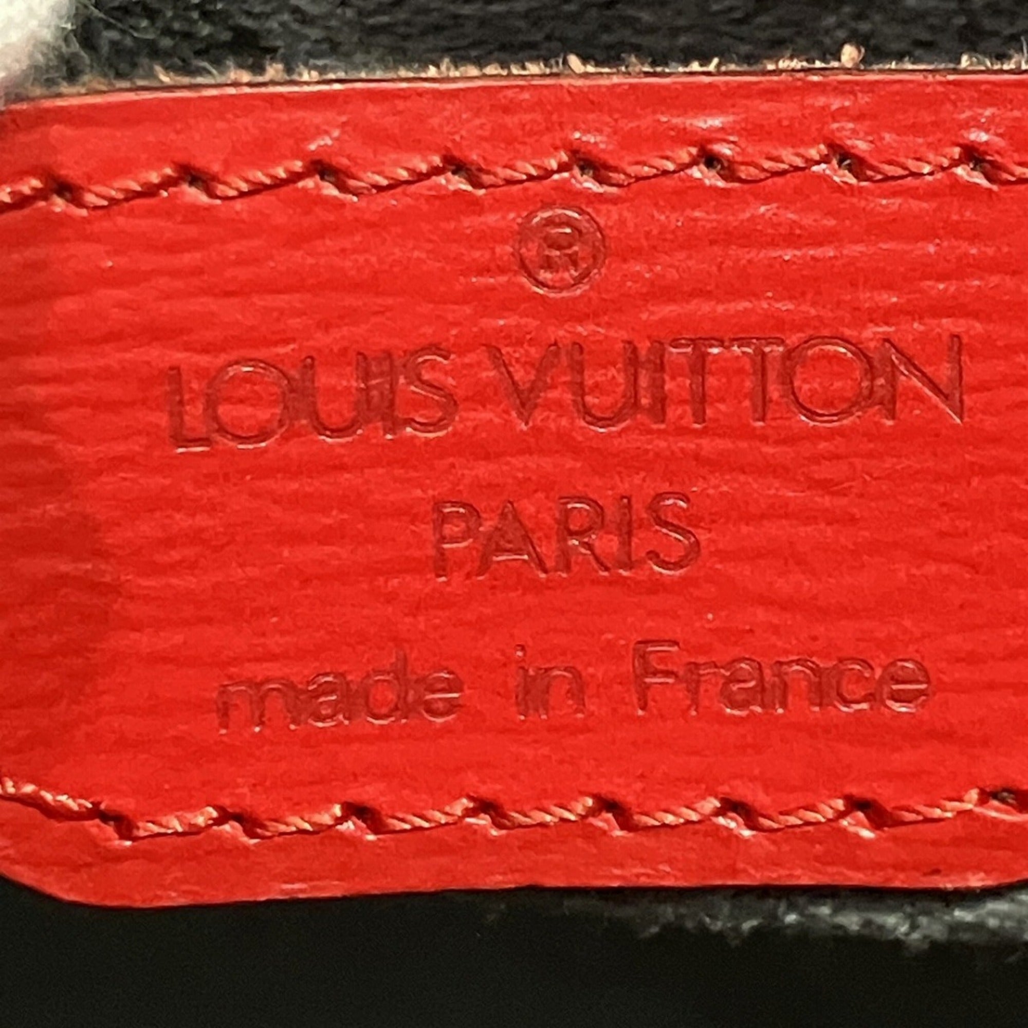 Louis Vuitton Epi Red Color Leather Shoulder Bag (Pre-Owned)