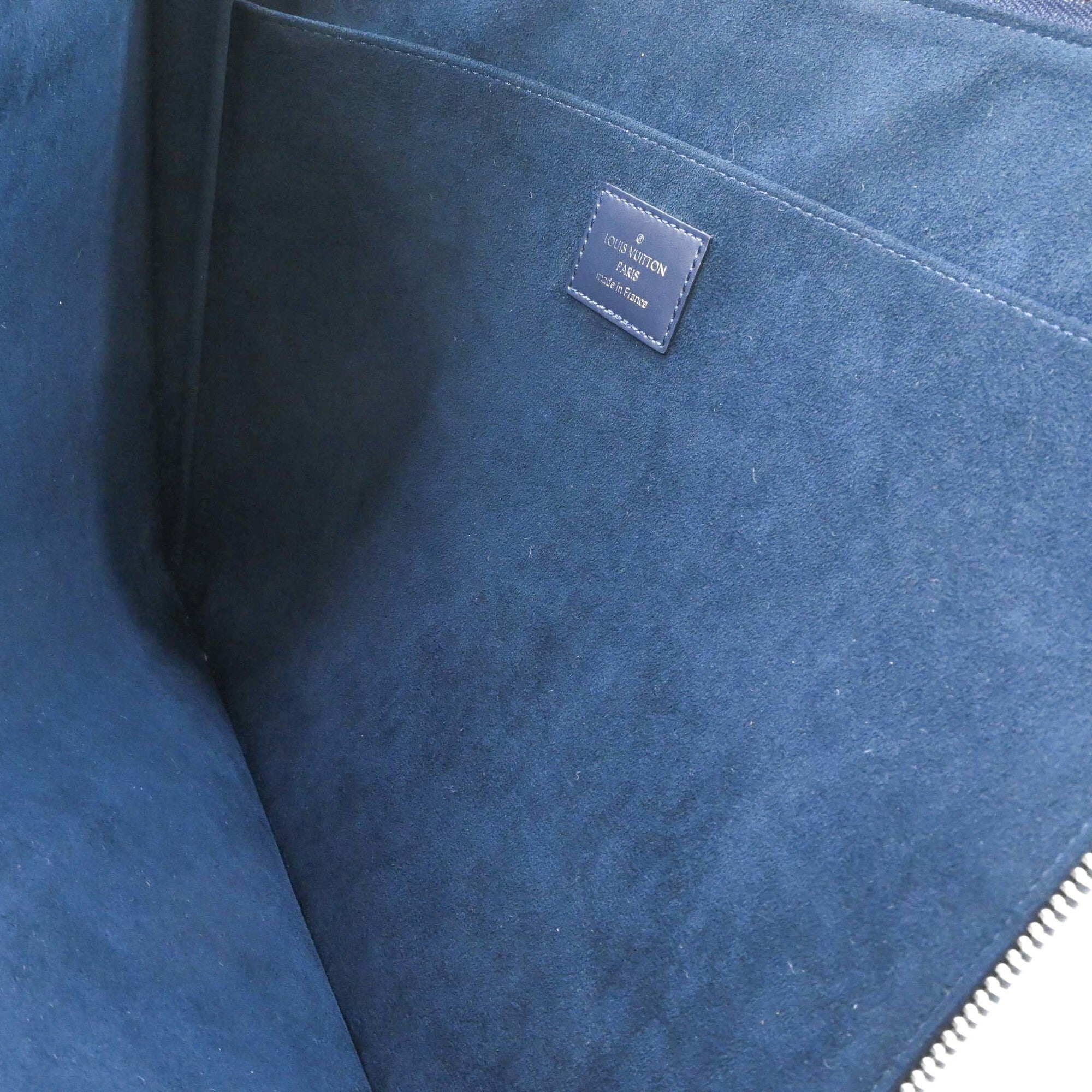 Louis Vuitton Navy Epi Leather Clutch Bag Pochette (Pre-Owned)