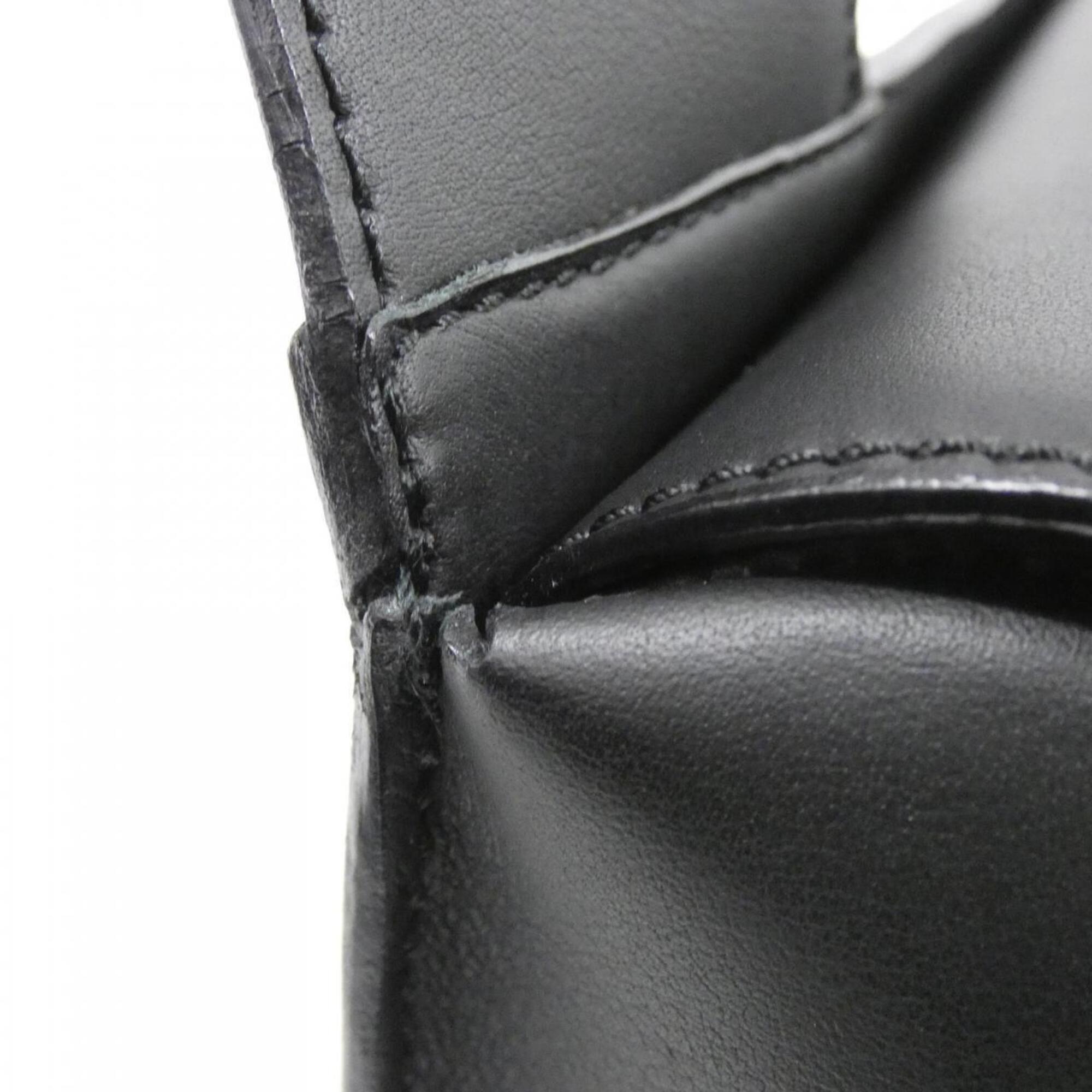 Loewe Black Leather Shoulder Bag (Pre-Owned)
