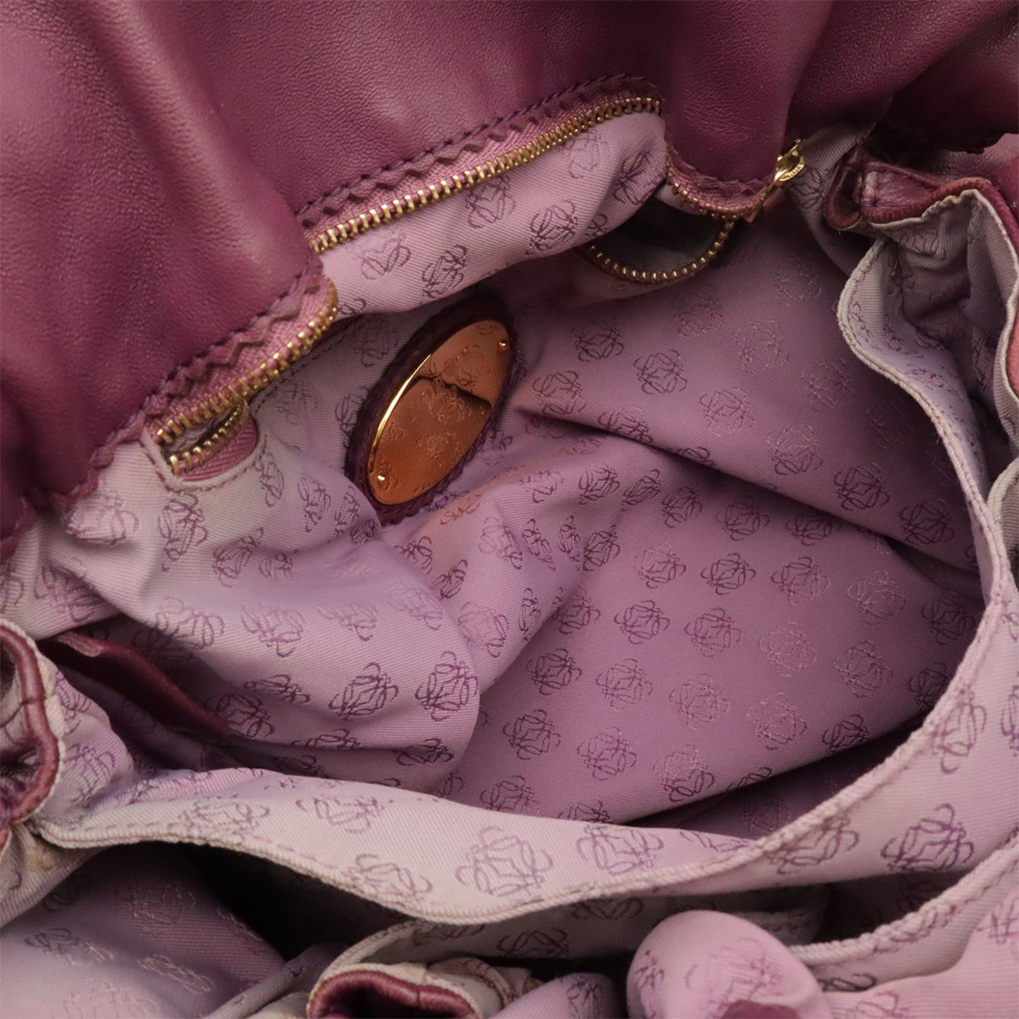 Loewe Purple Leather Pochette Shoulder Bag (Pre-Owned)
